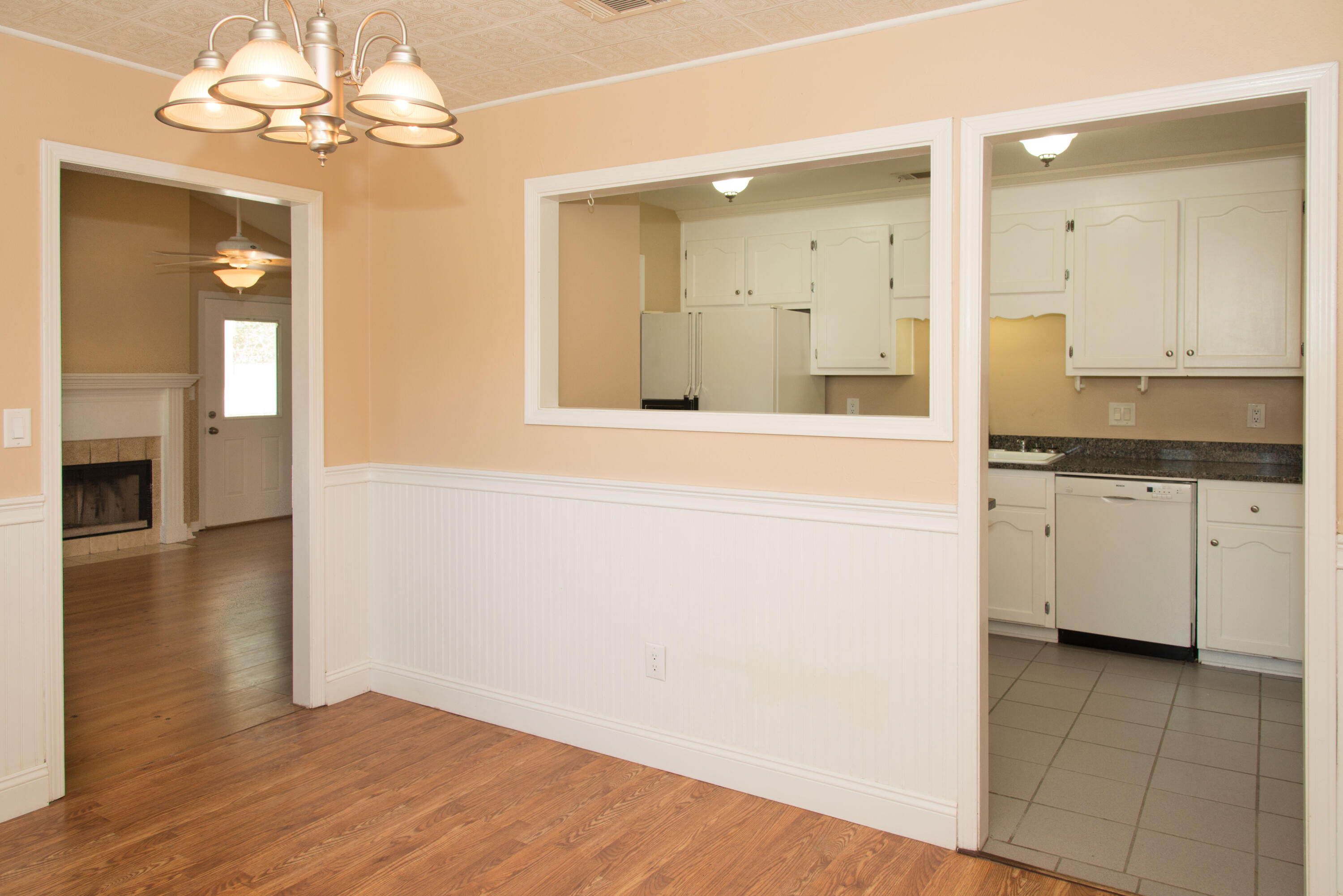 EAST BAY RIVER ESTATES 2ND ADDN - Residential Lease