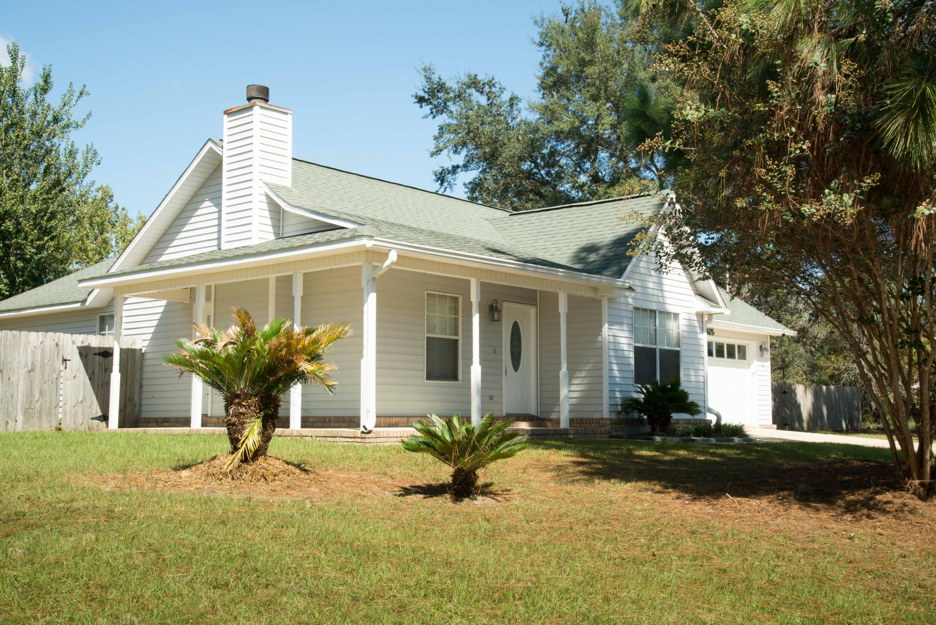 EAST BAY RIVER ESTATES 2ND ADDN - Residential Lease