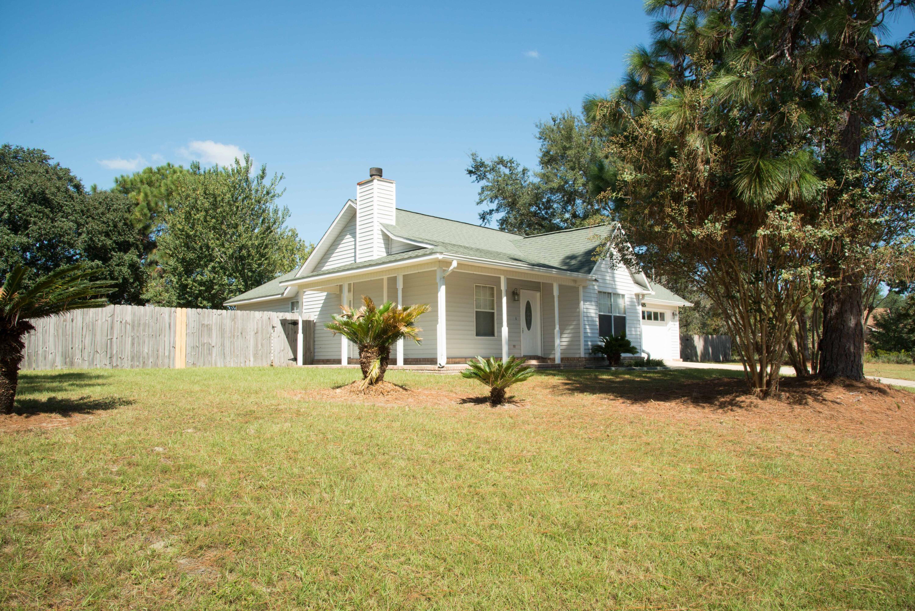 EAST BAY RIVER ESTATES 2ND ADDN - Residential Lease