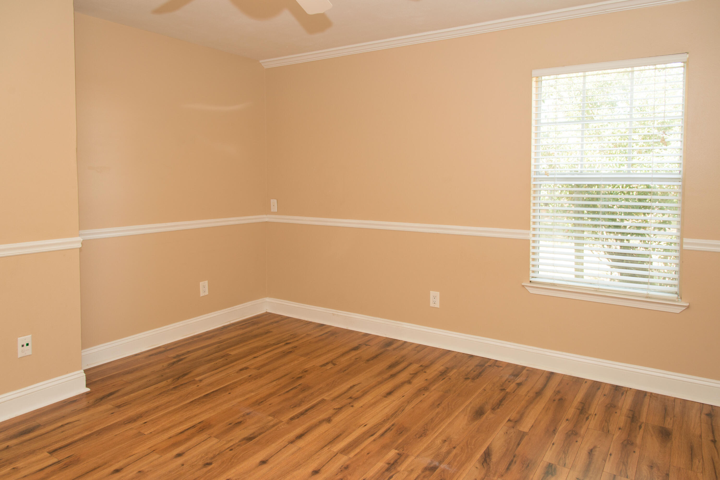 EAST BAY RIVER ESTATES 2ND ADDN - Residential Lease