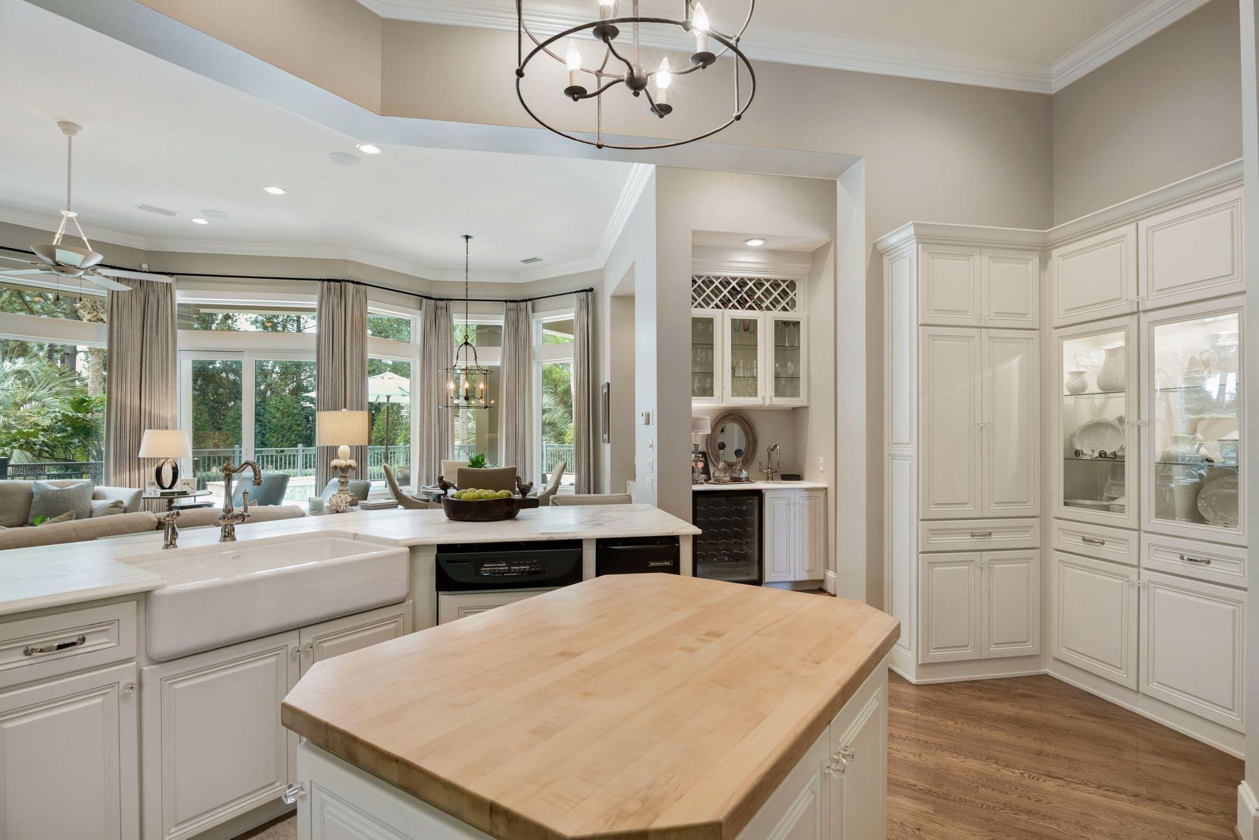 BURNT PINE - Residential