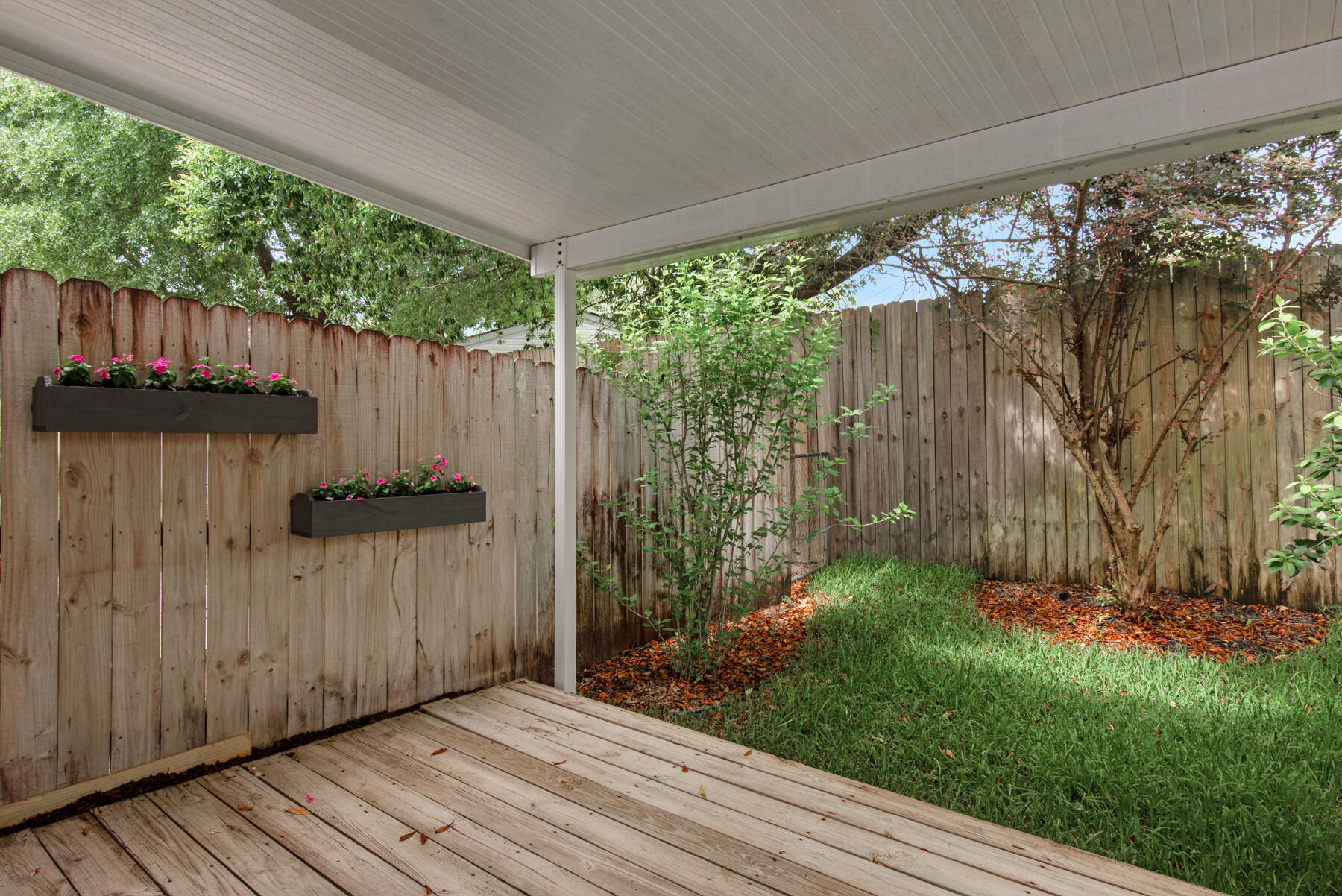 CAMBRIDGE VILLAGE T/H - Residential