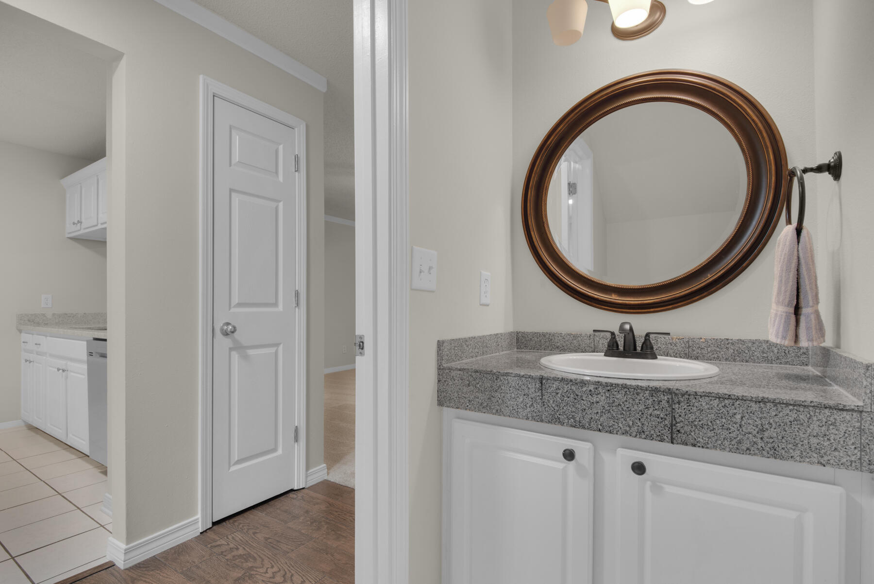 CAMBRIDGE VILLAGE T/H - Residential