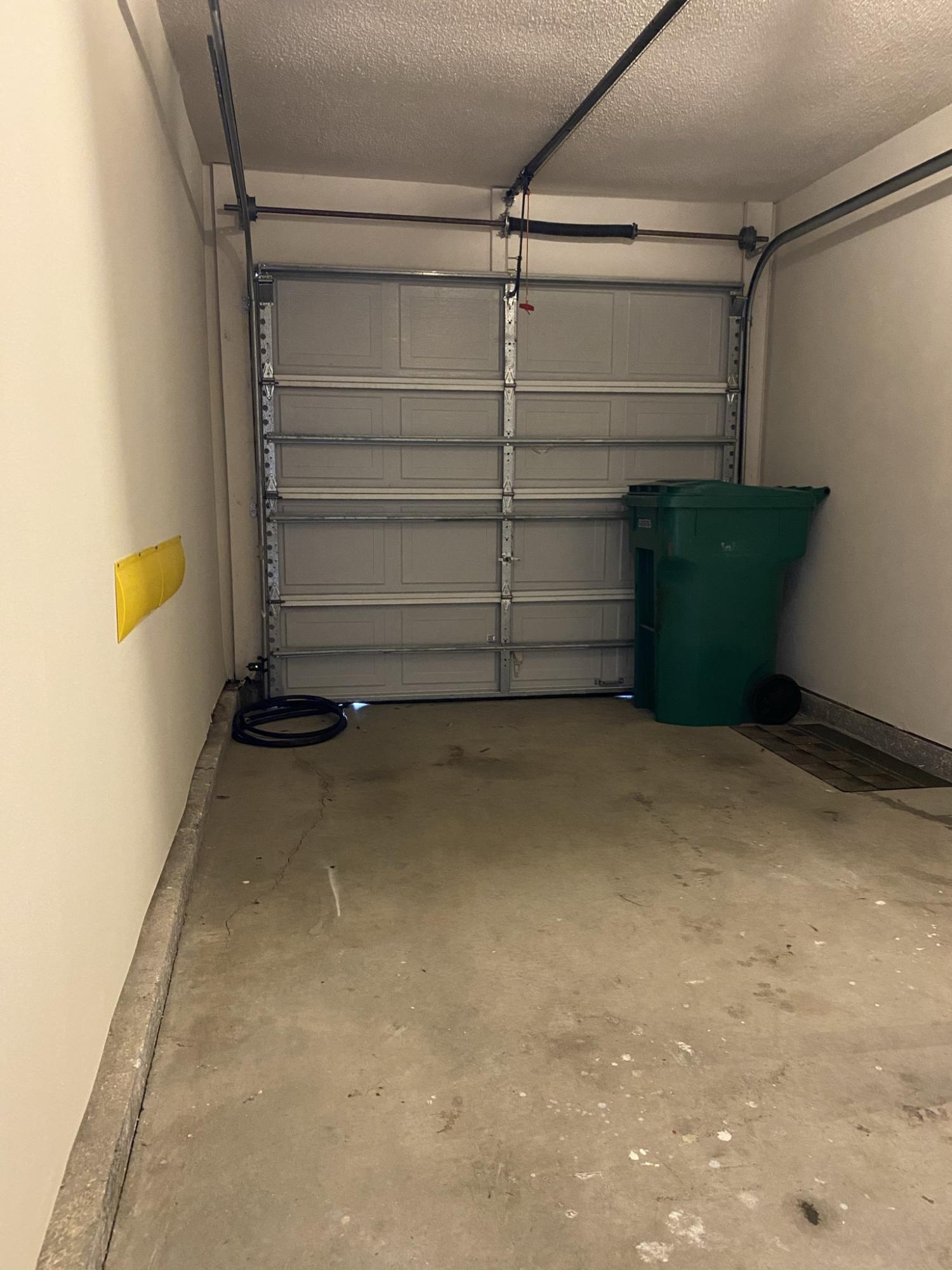 CAMBRIDGE VILLAGE T/H - Residential