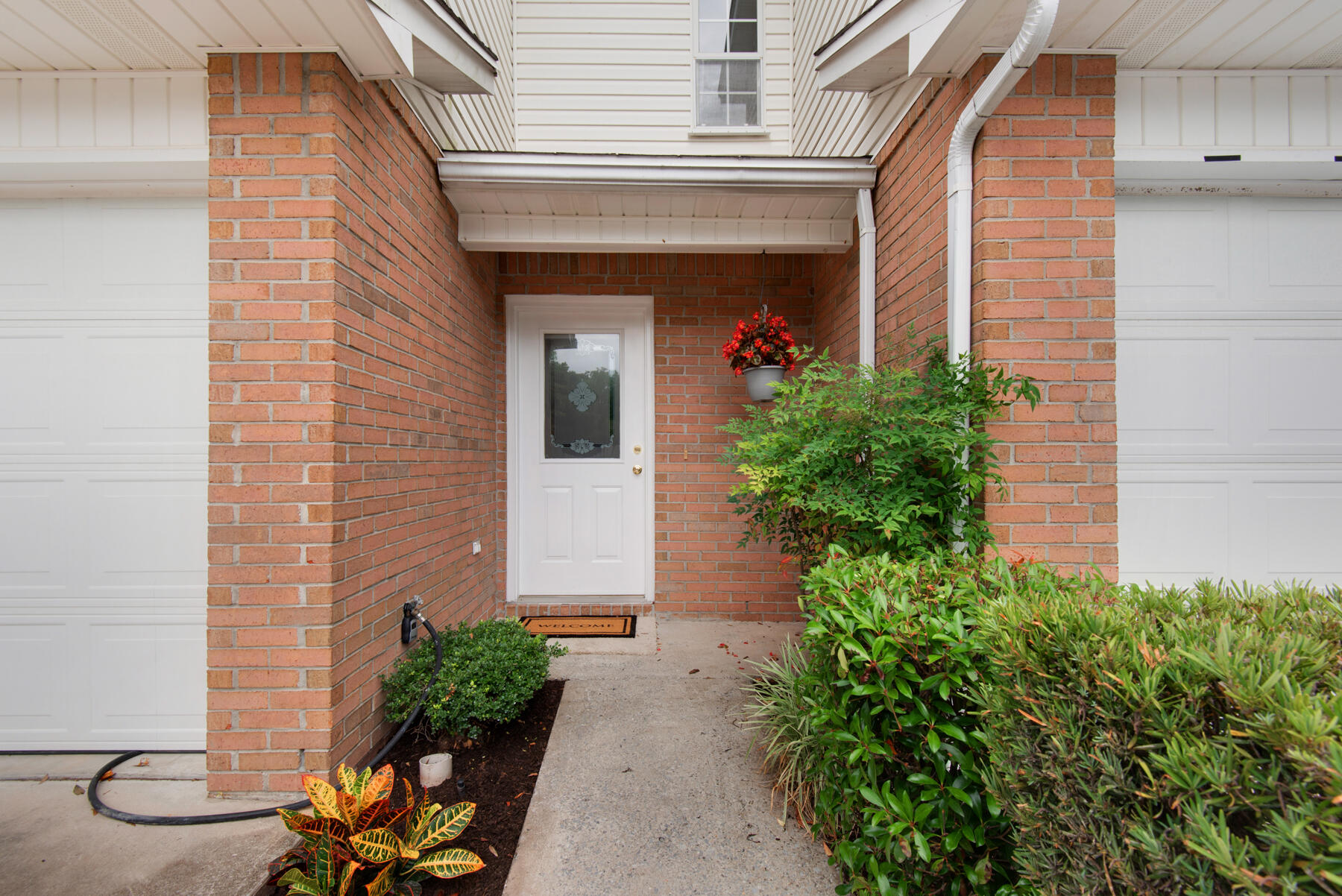 CAMBRIDGE VILLAGE T/H - Residential