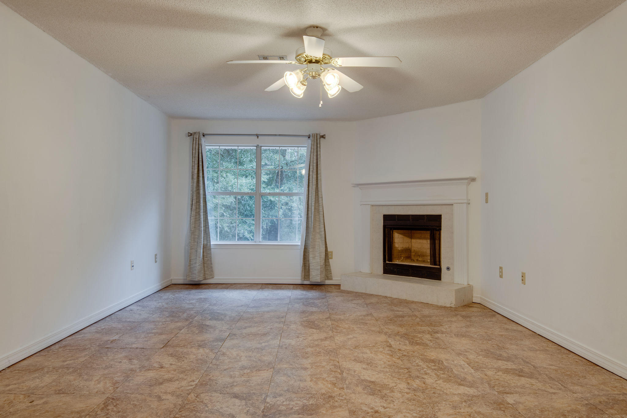 SILVER OAKS PH 2 - Residential