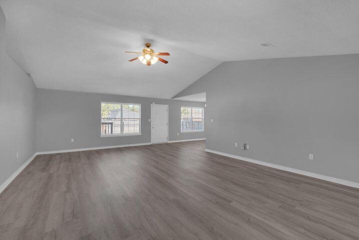 CREETWOOD PLACE - Residential Lease