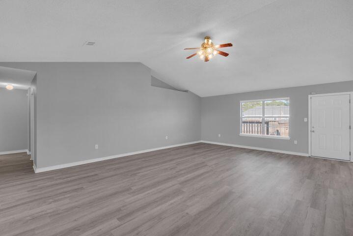 CREETWOOD PLACE - Residential Lease