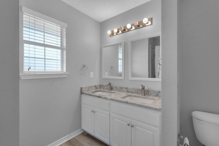 CREETWOOD PLACE - Residential Lease