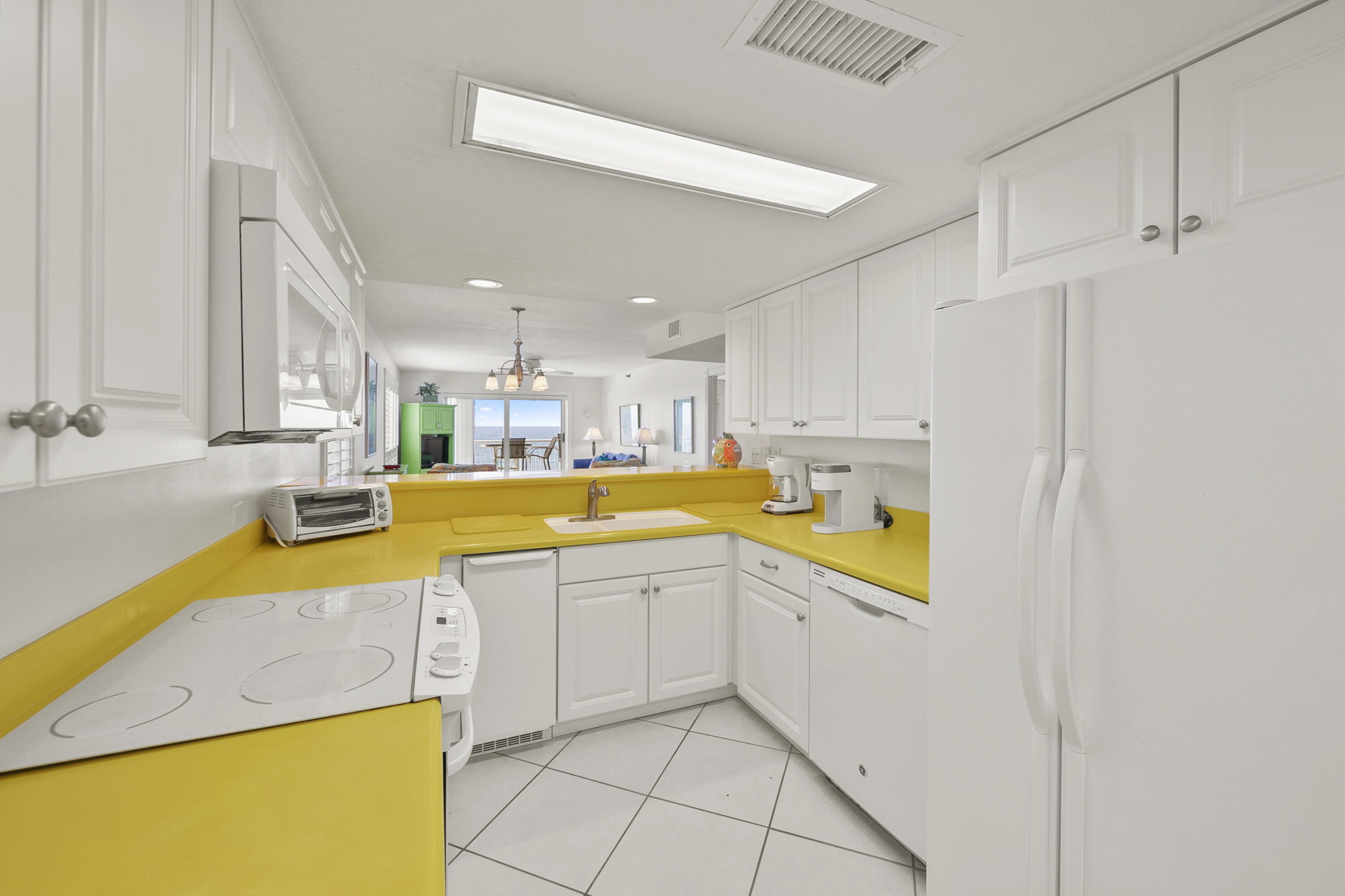 DESTIN TOWERS CONDO - Residential