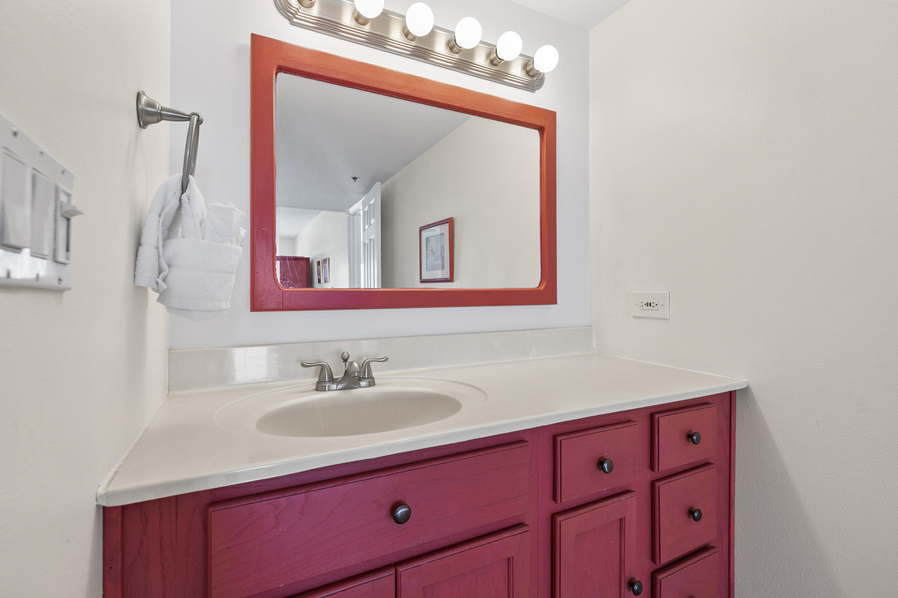 DESTIN TOWERS CONDO - Residential