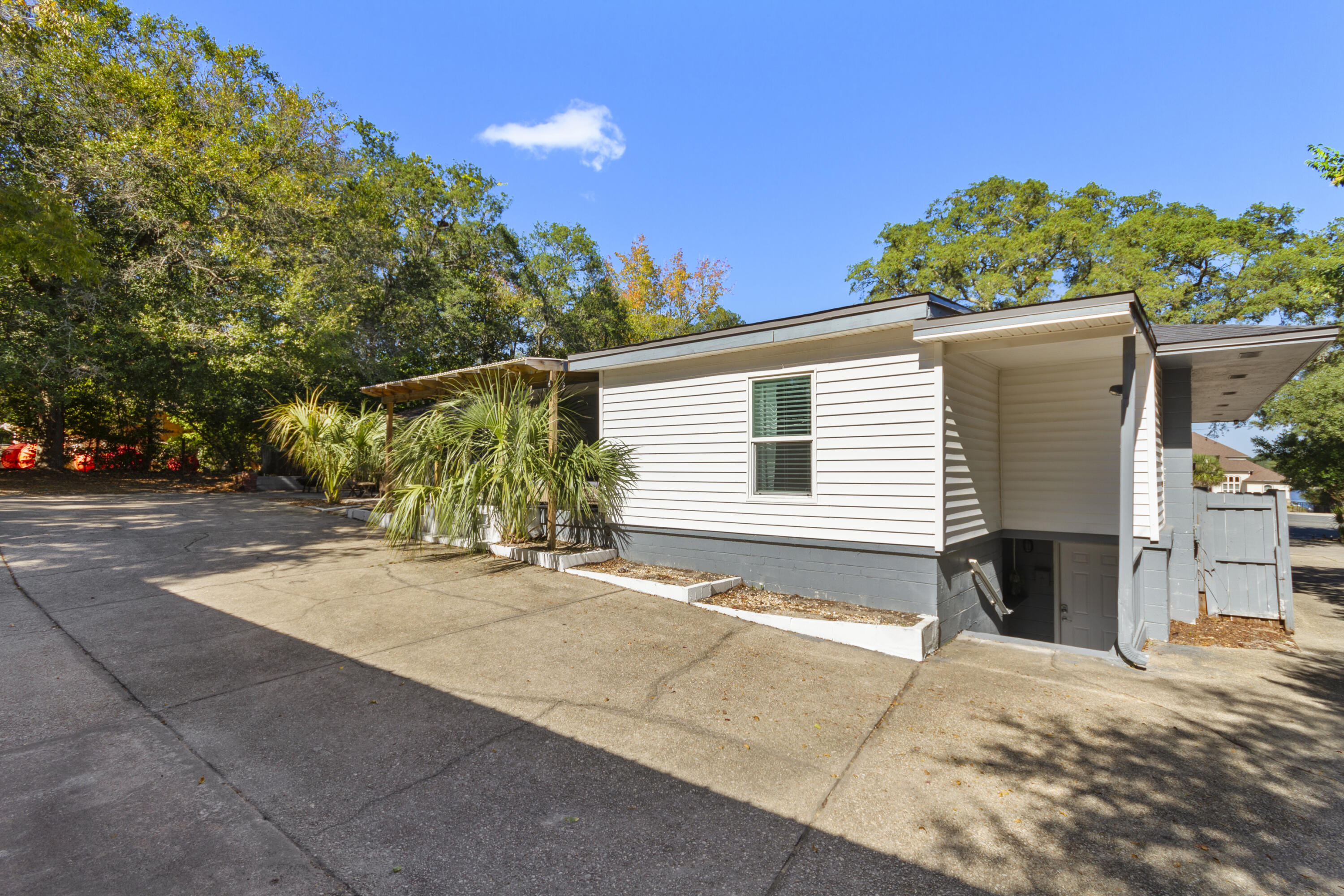 BAYOU S/D - Residential