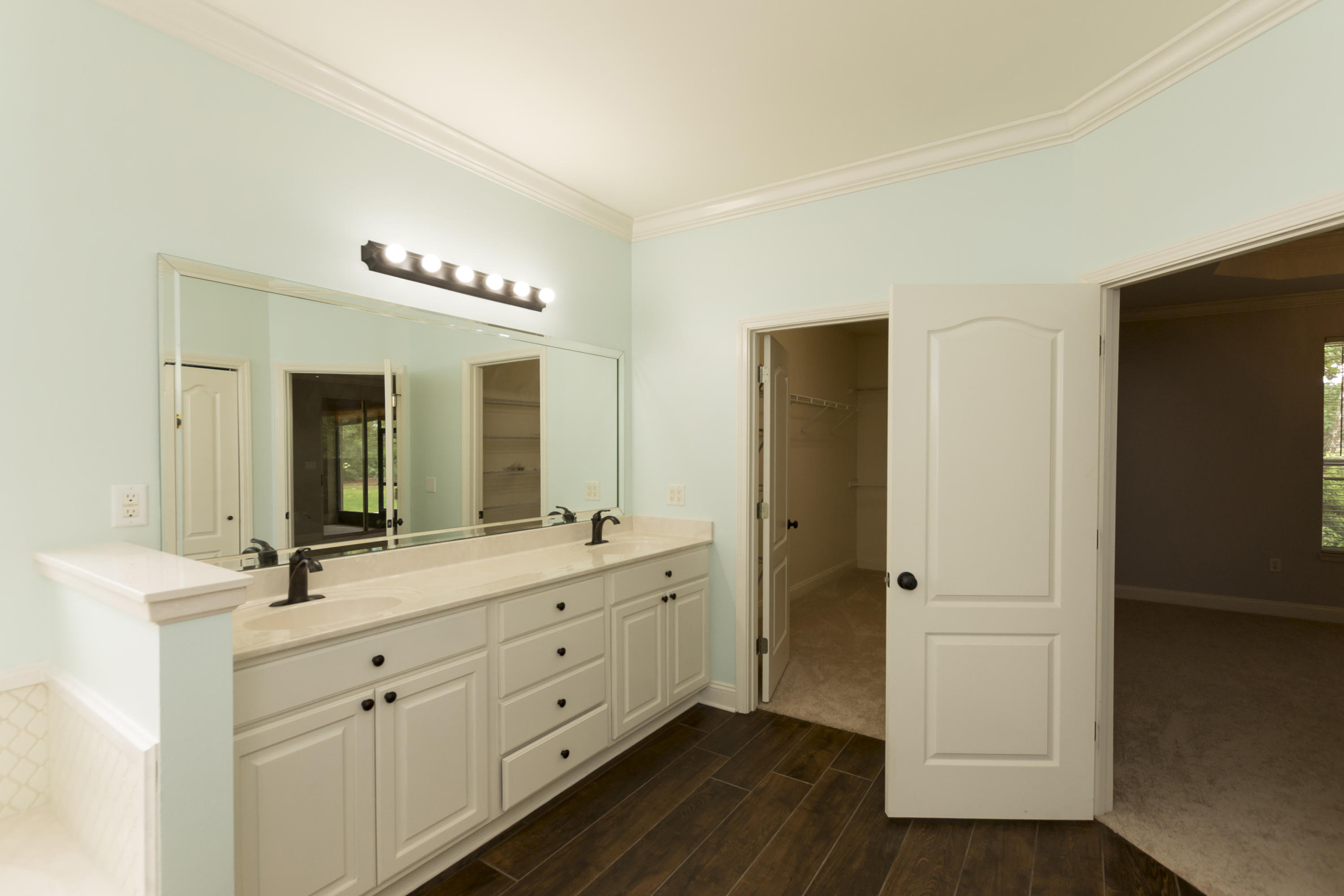 MAGNOLIA FOREST S/D - Residential