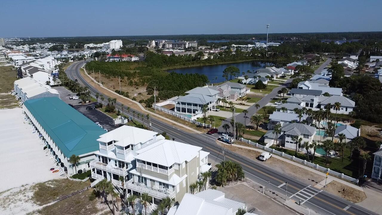 JAMAICAN LAKE CONDOS - Residential