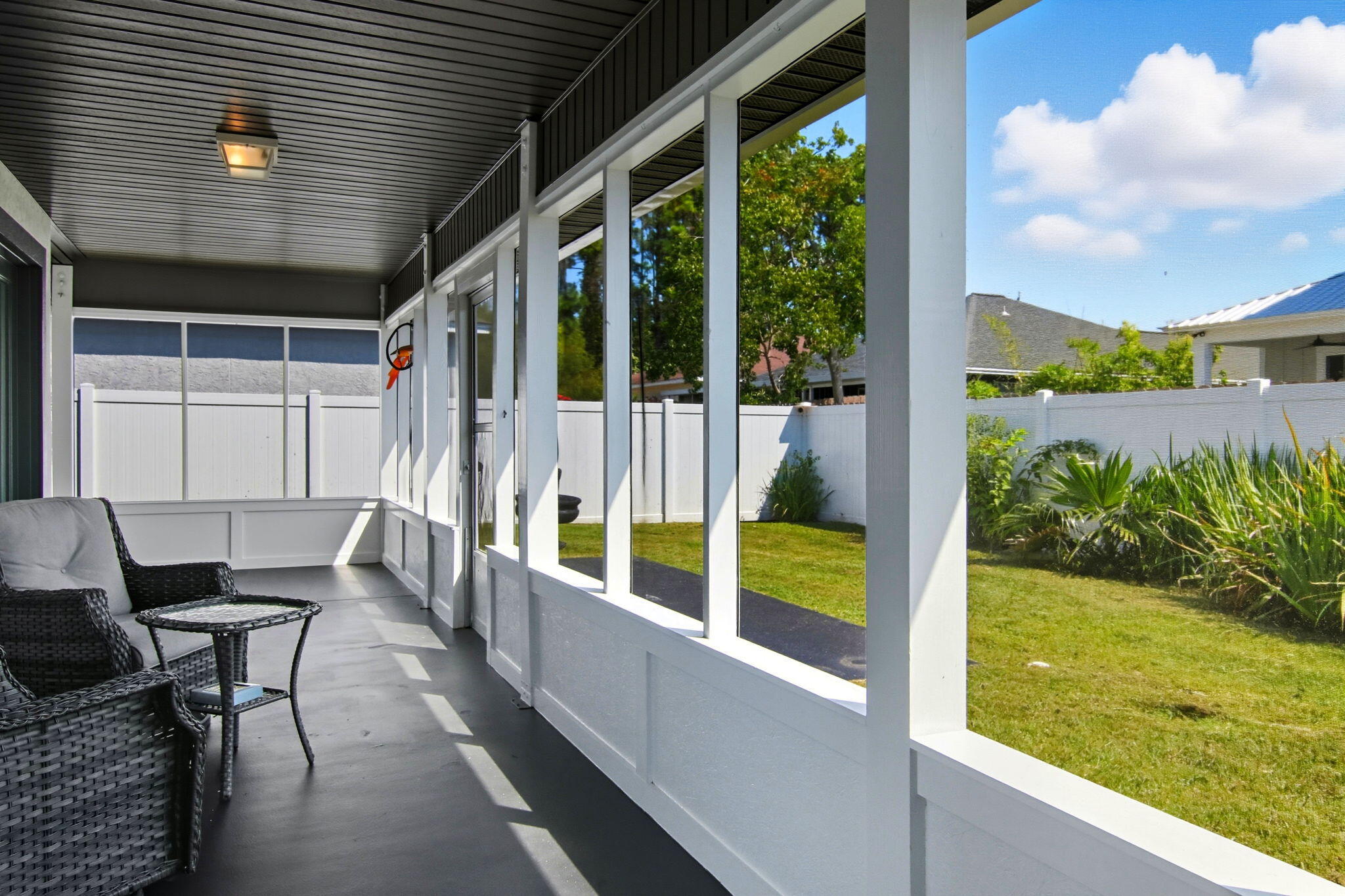 JAMAICAN LAKE CONDOS - Residential