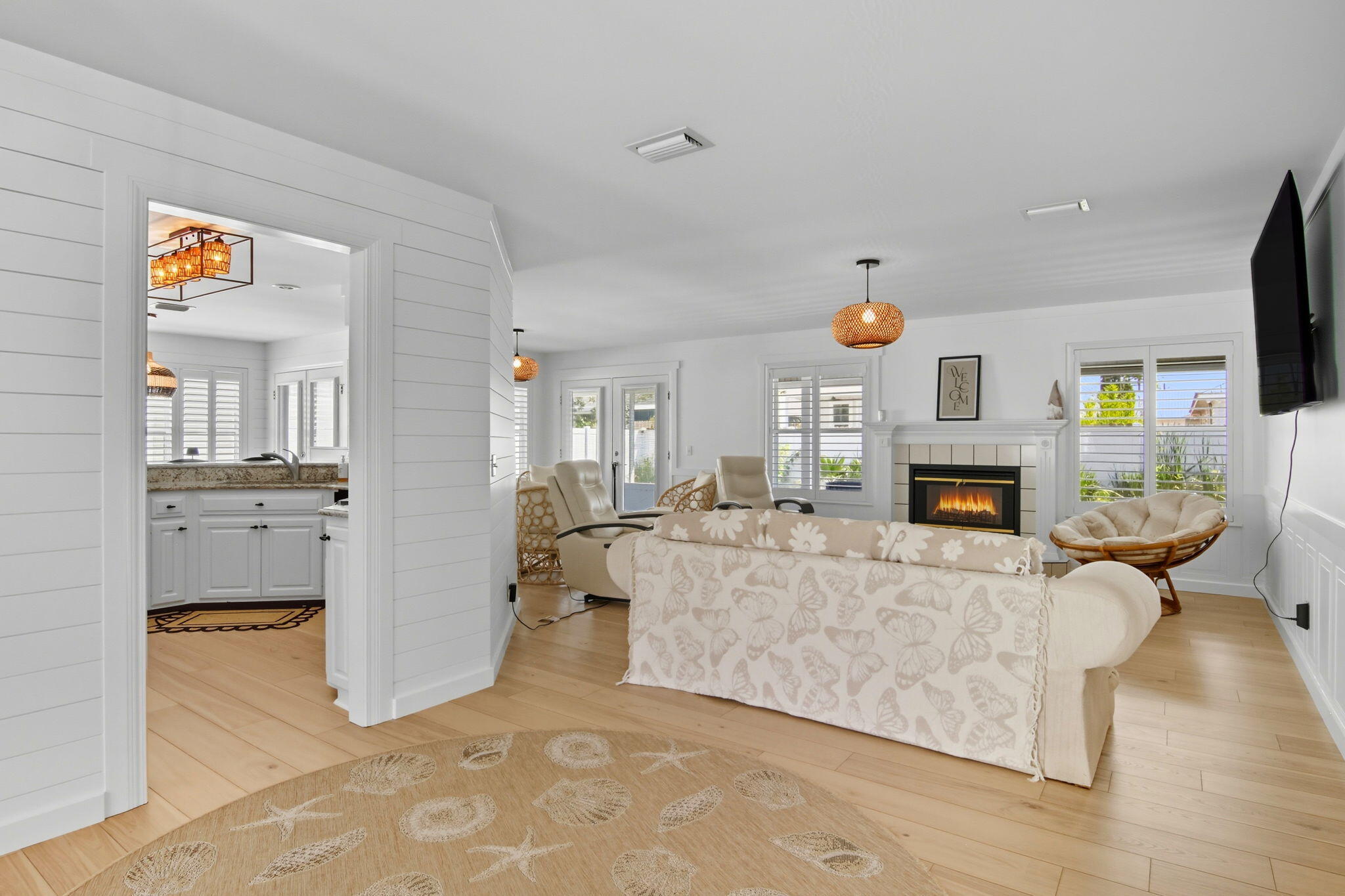 JAMAICAN LAKE CONDOS - Residential