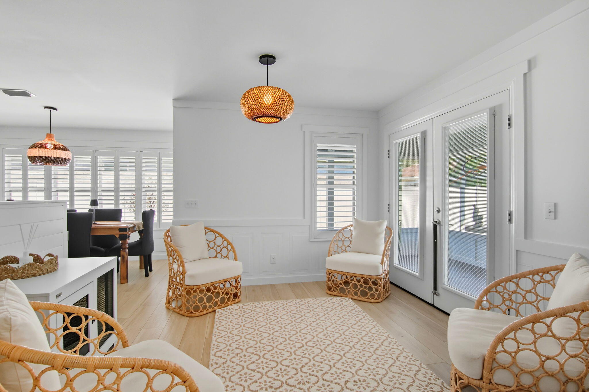 JAMAICAN LAKE CONDOS - Residential
