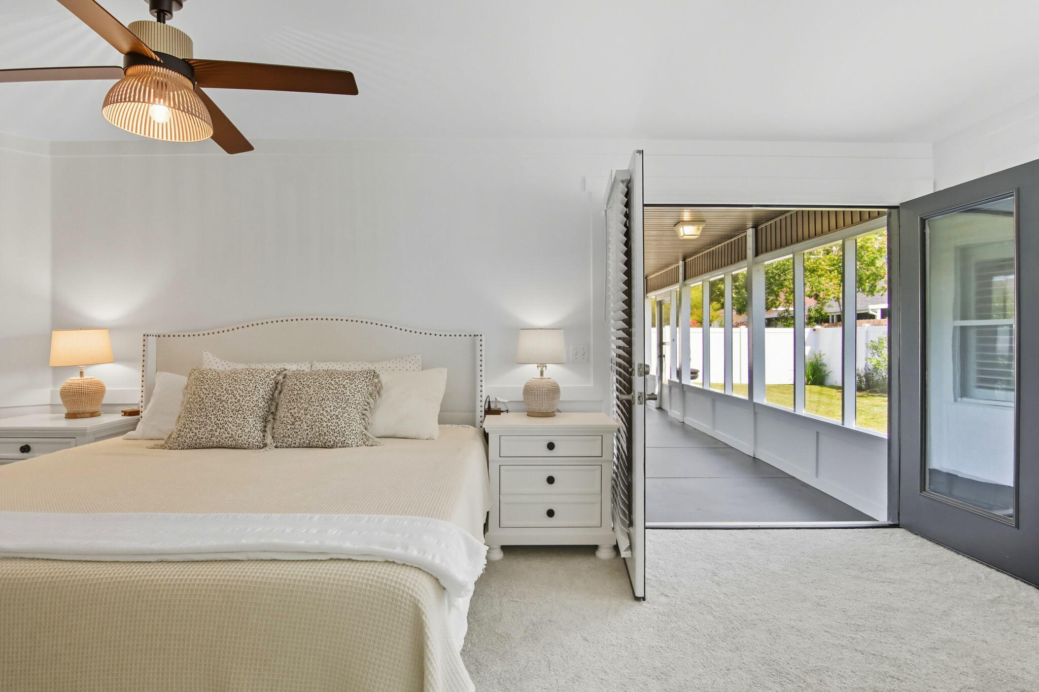 JAMAICAN LAKE CONDOS - Residential