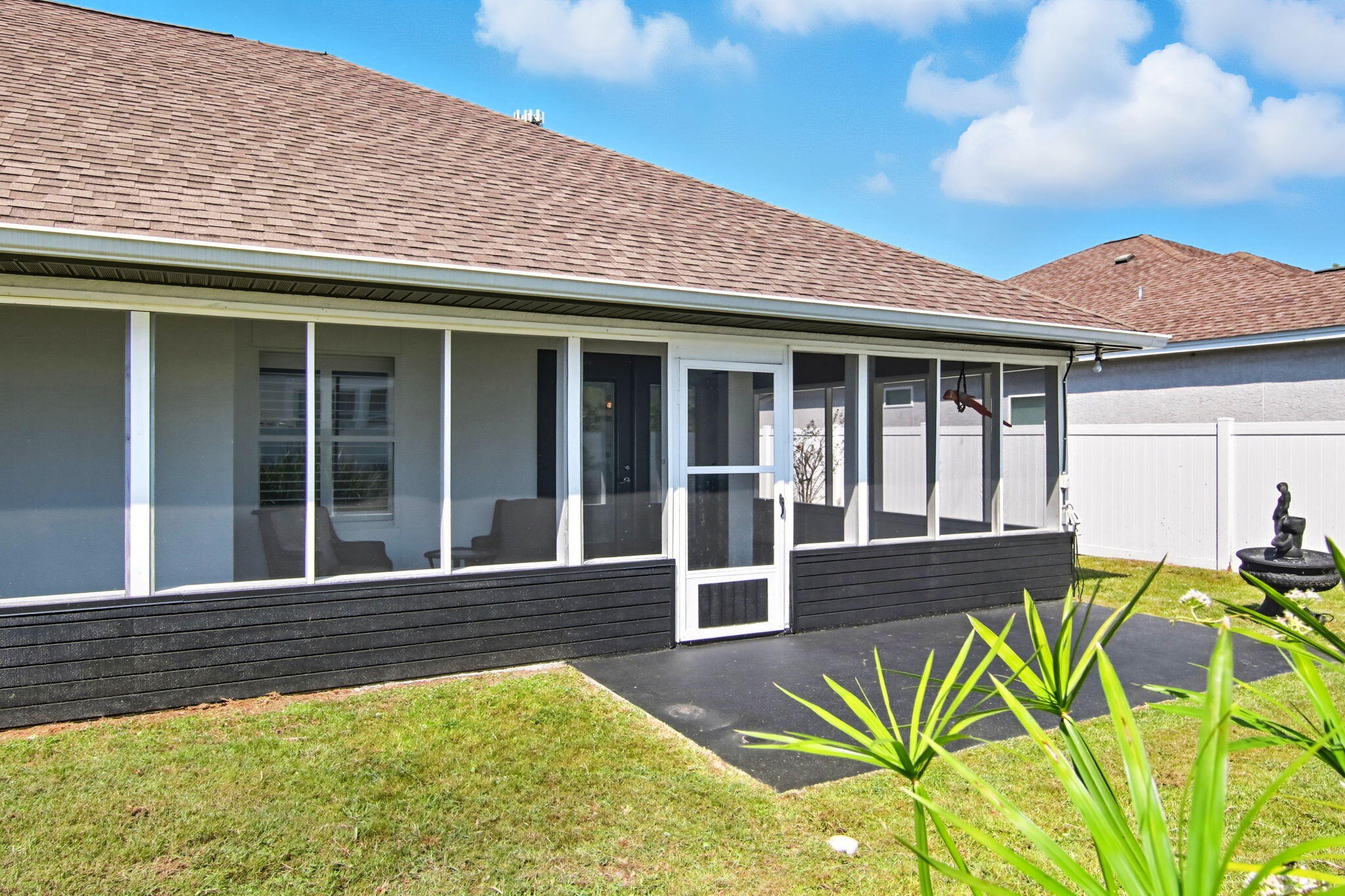 JAMAICAN LAKE CONDOS - Residential
