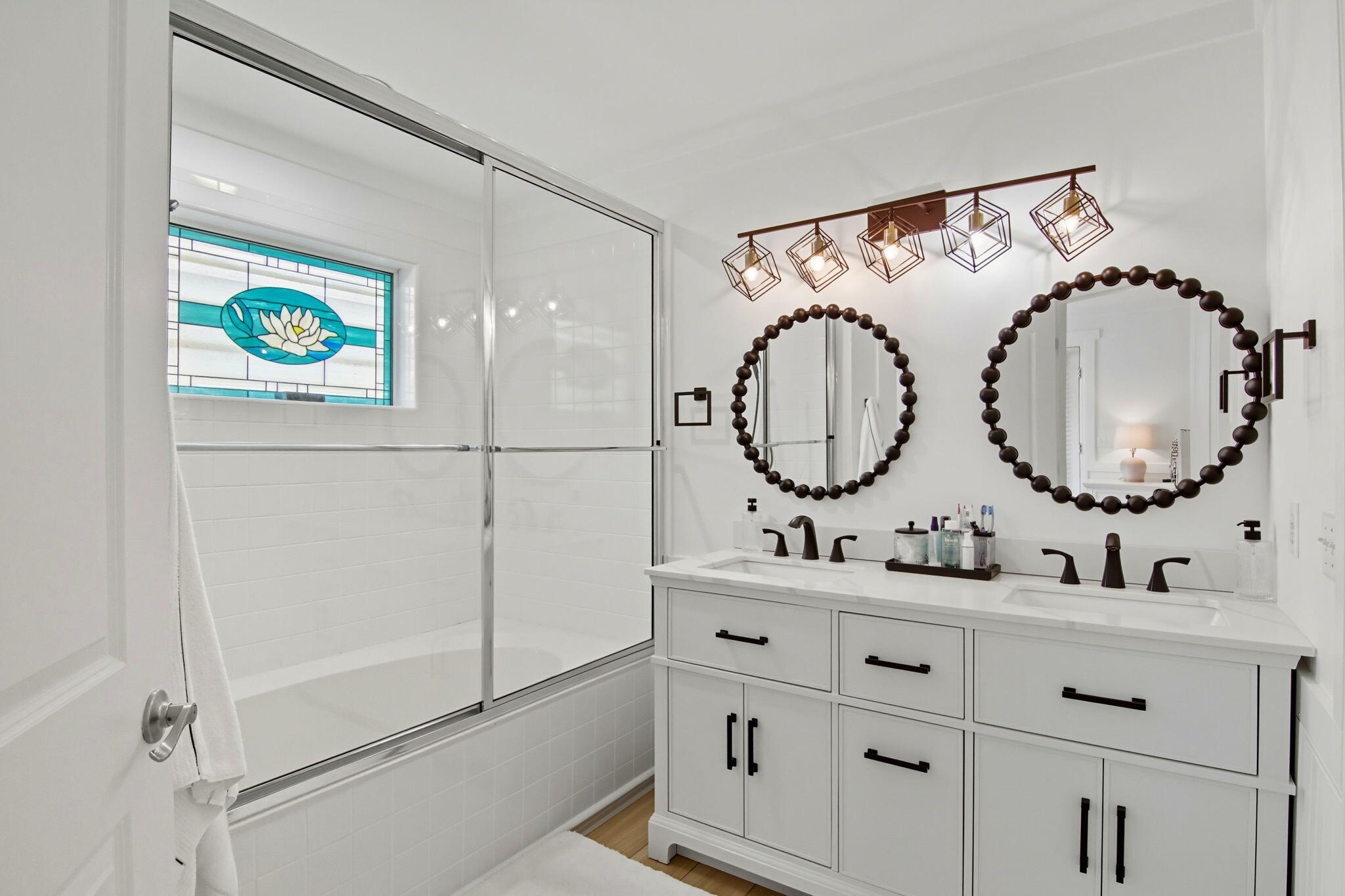 JAMAICAN LAKE CONDOS - Residential