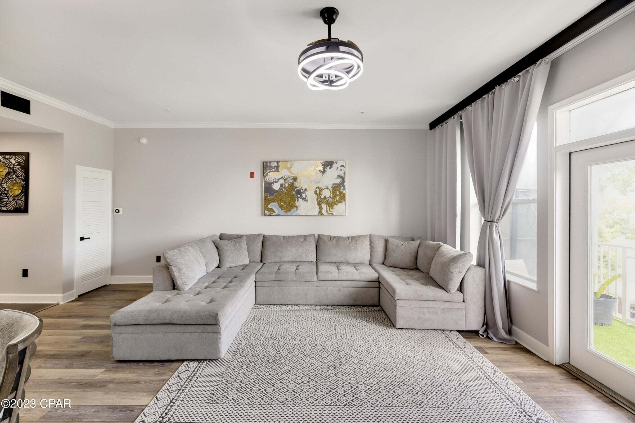 ISLAND RESERVE - Residential