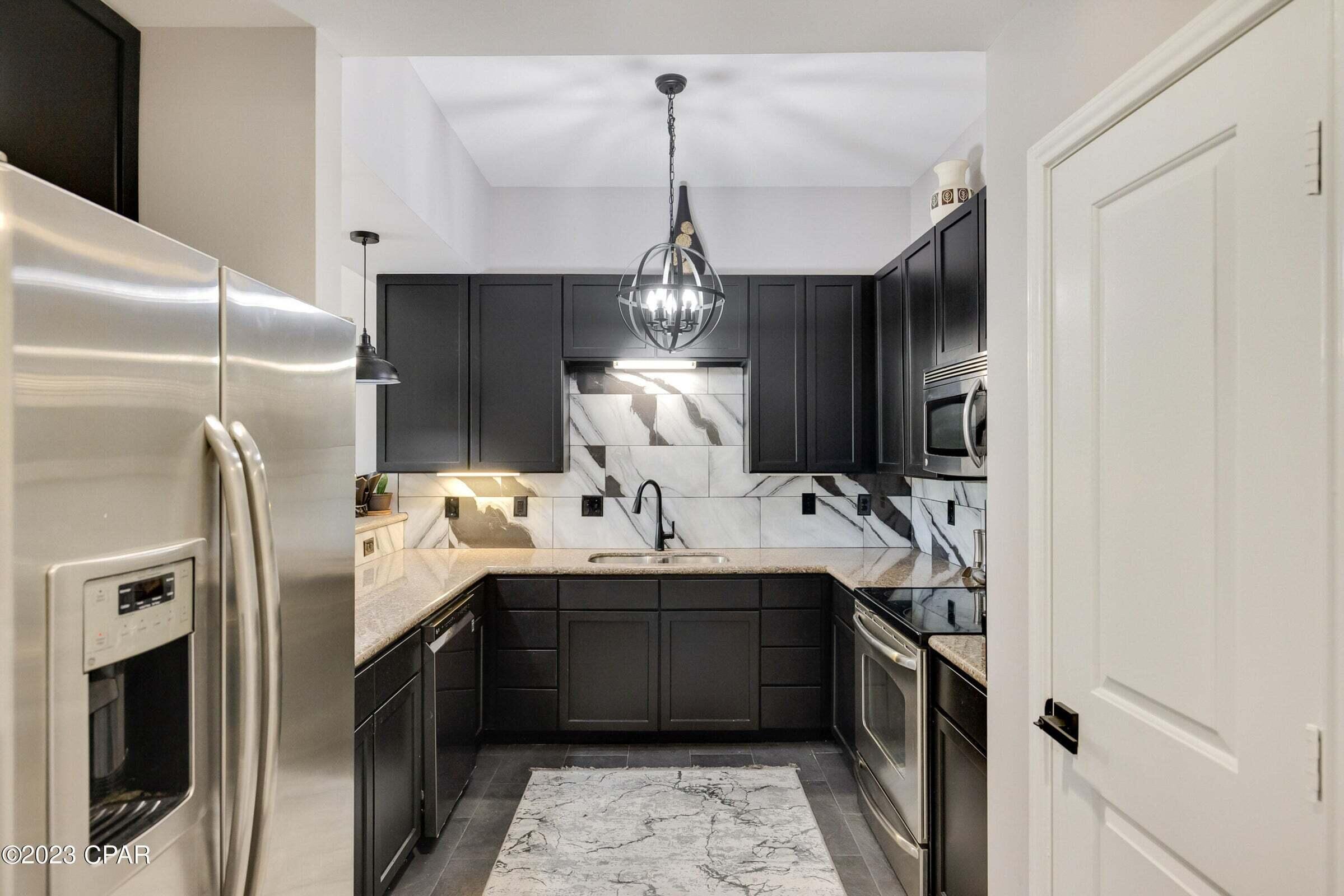 ISLAND RESERVE - Residential