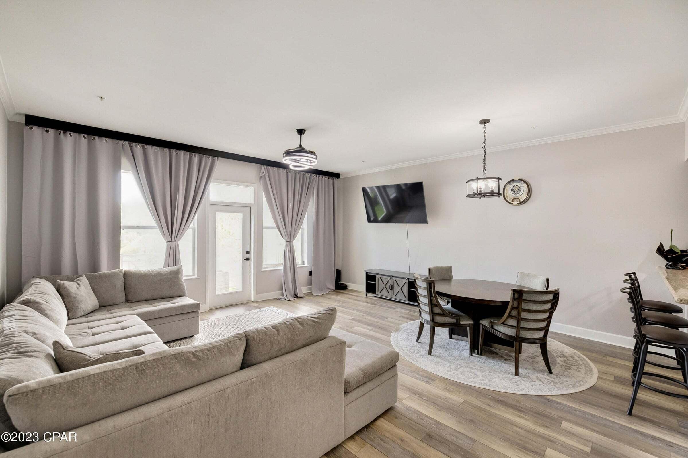 ISLAND RESERVE - Residential