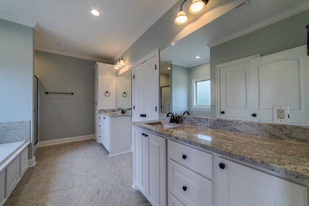 LAKE HOLLEY ESTATES - Residential