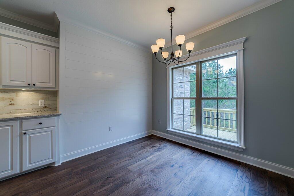 LAKE HOLLEY ESTATES - Residential