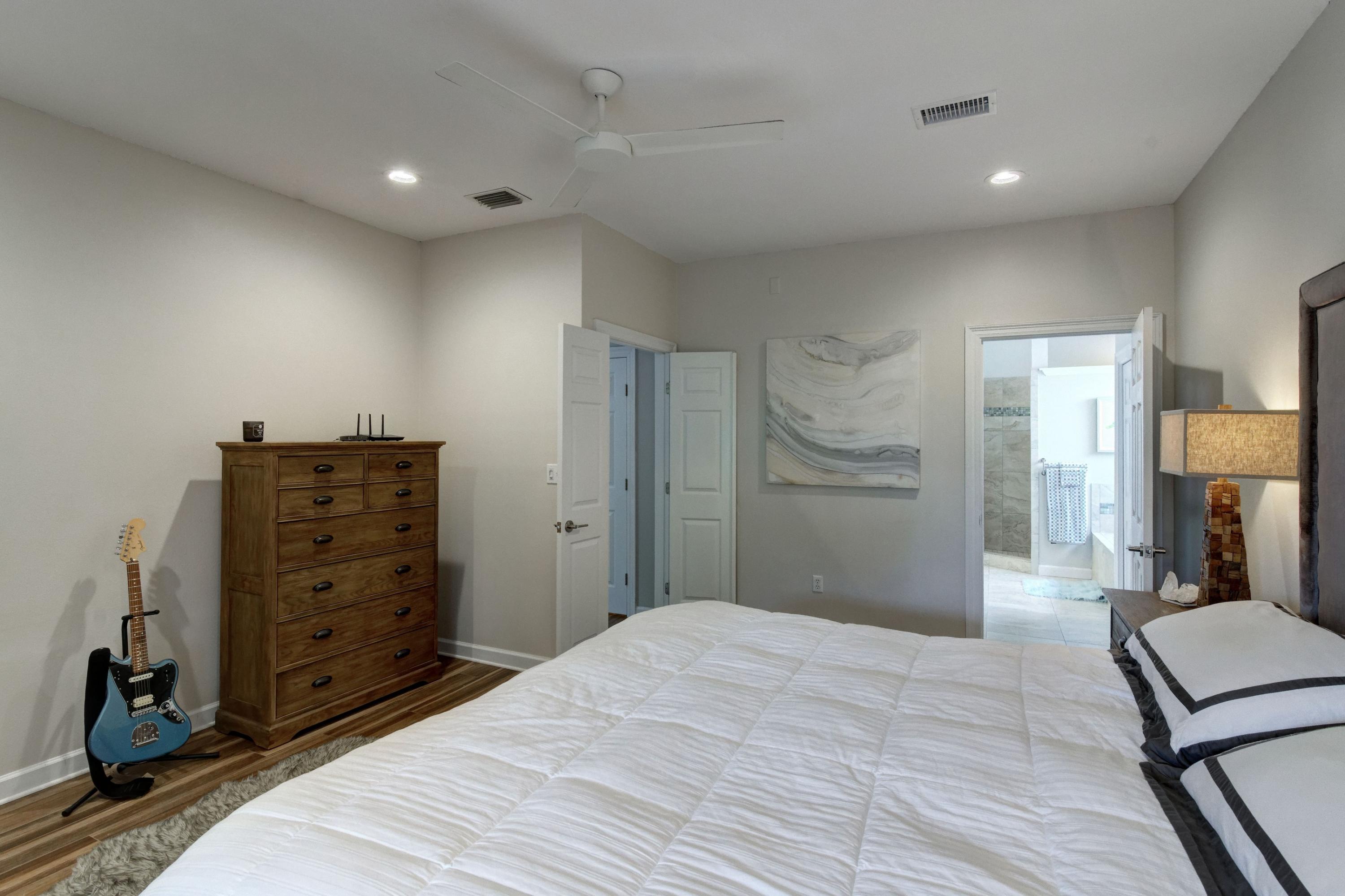 ESCADA - Residential