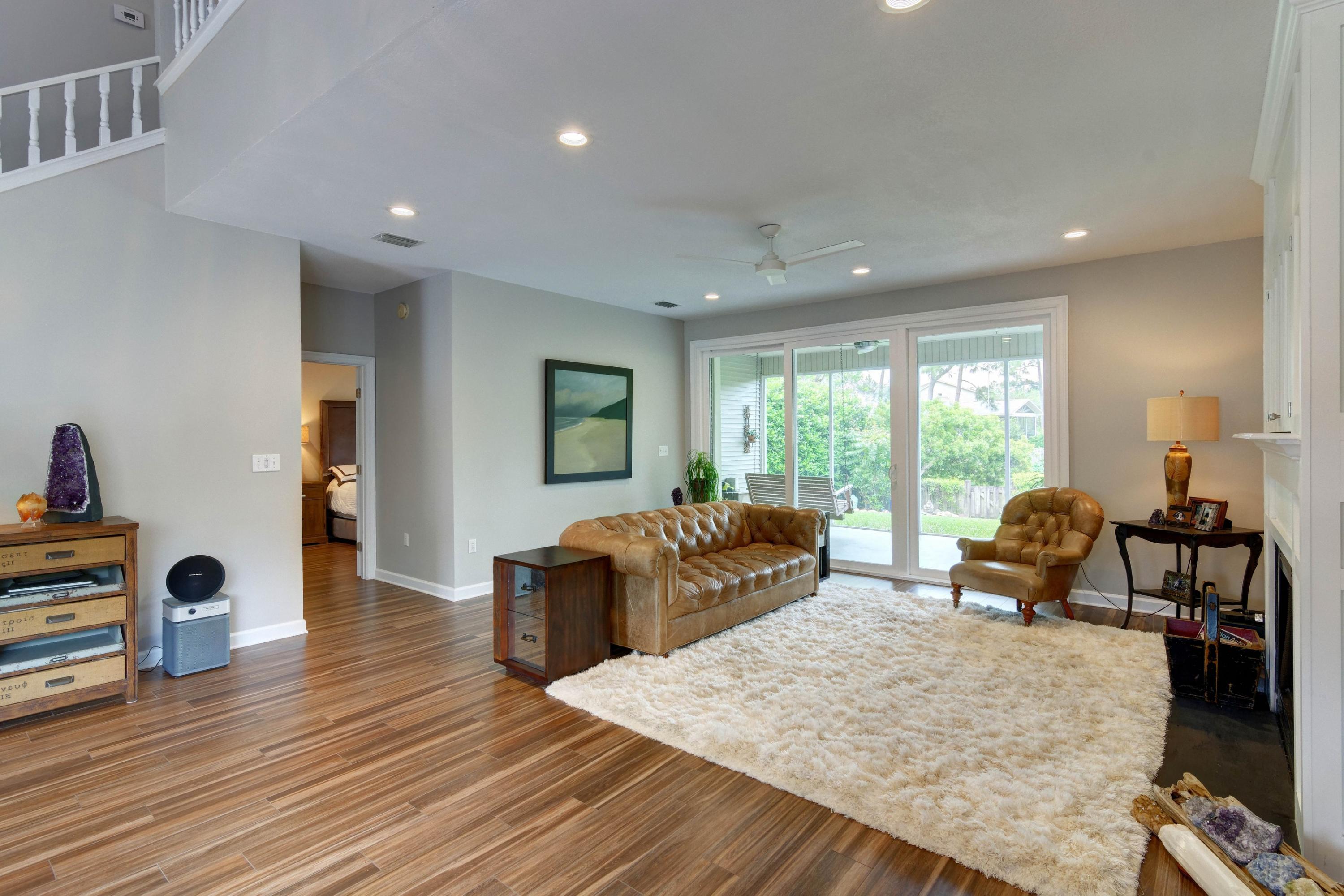 ESCADA - Residential