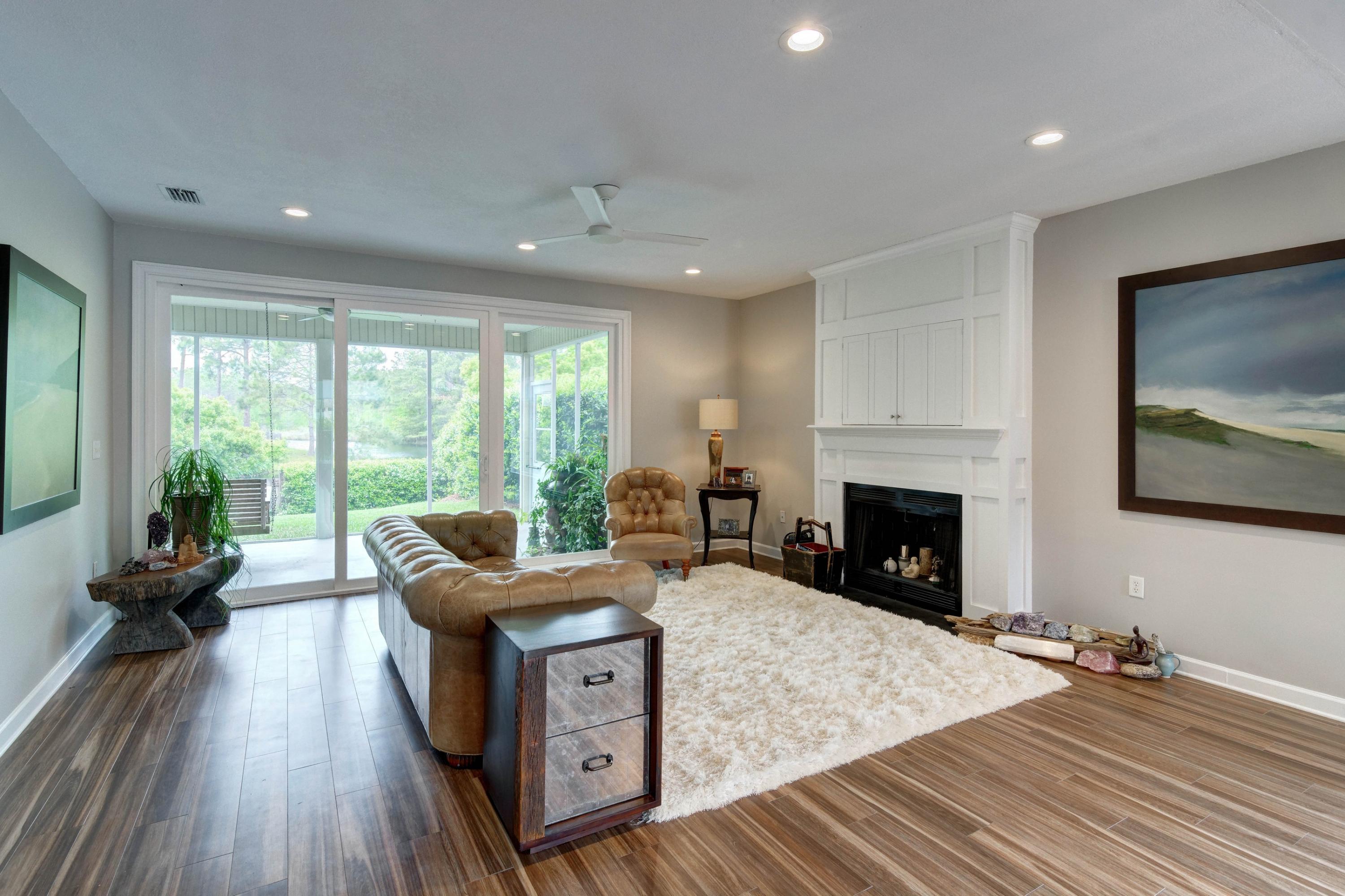 ESCADA - Residential