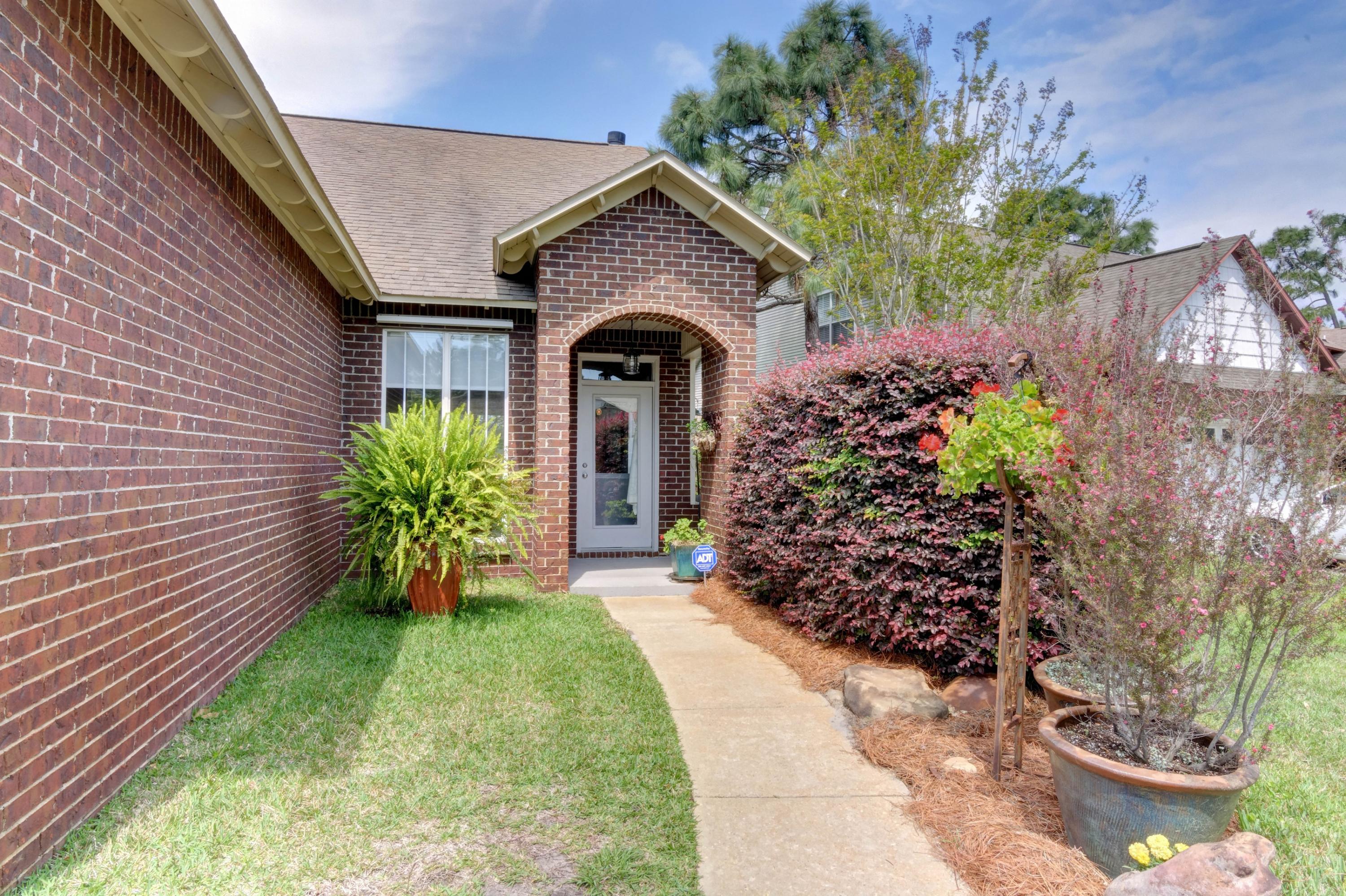 ESCADA - Residential