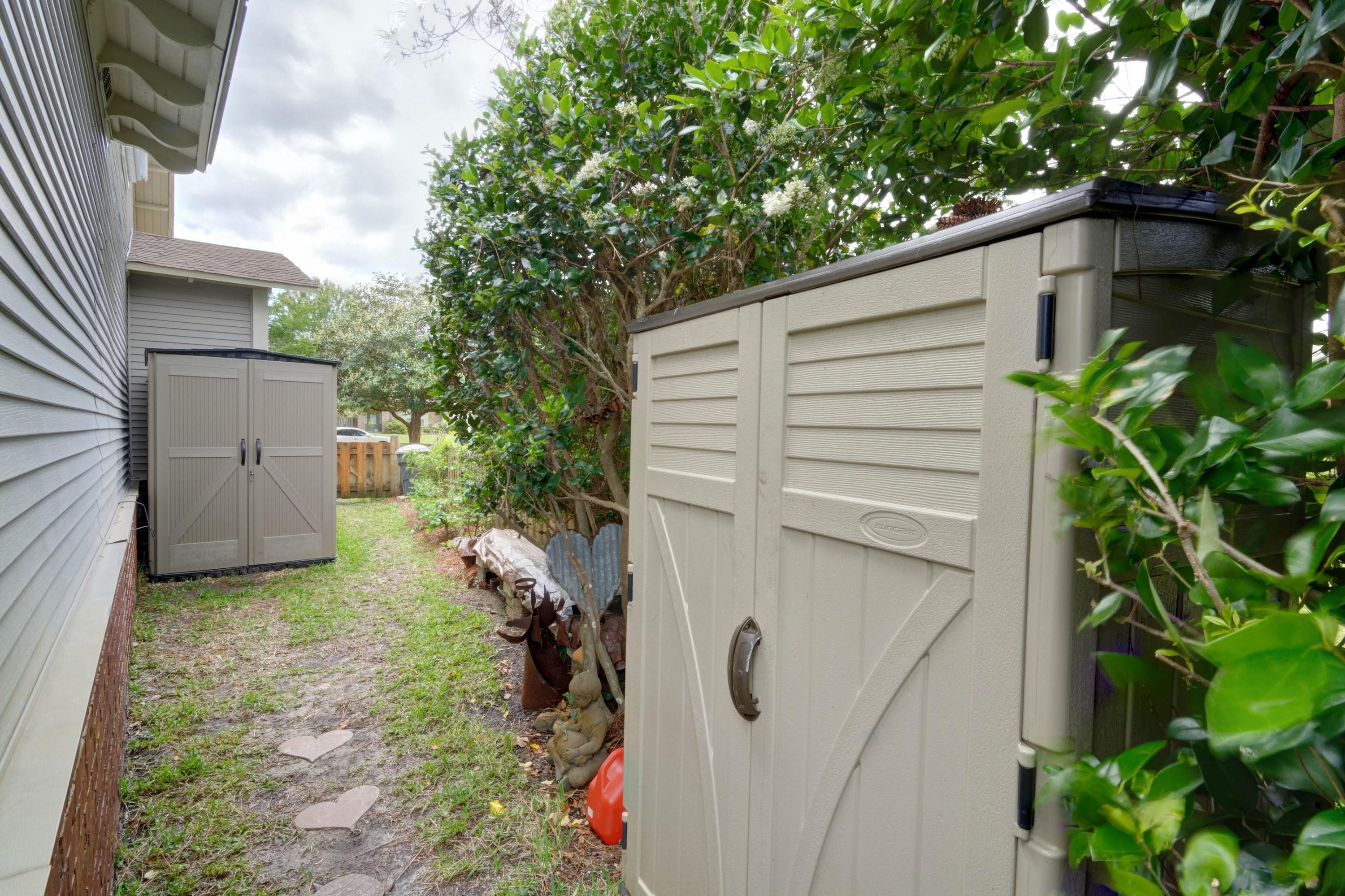 ESCADA - Residential