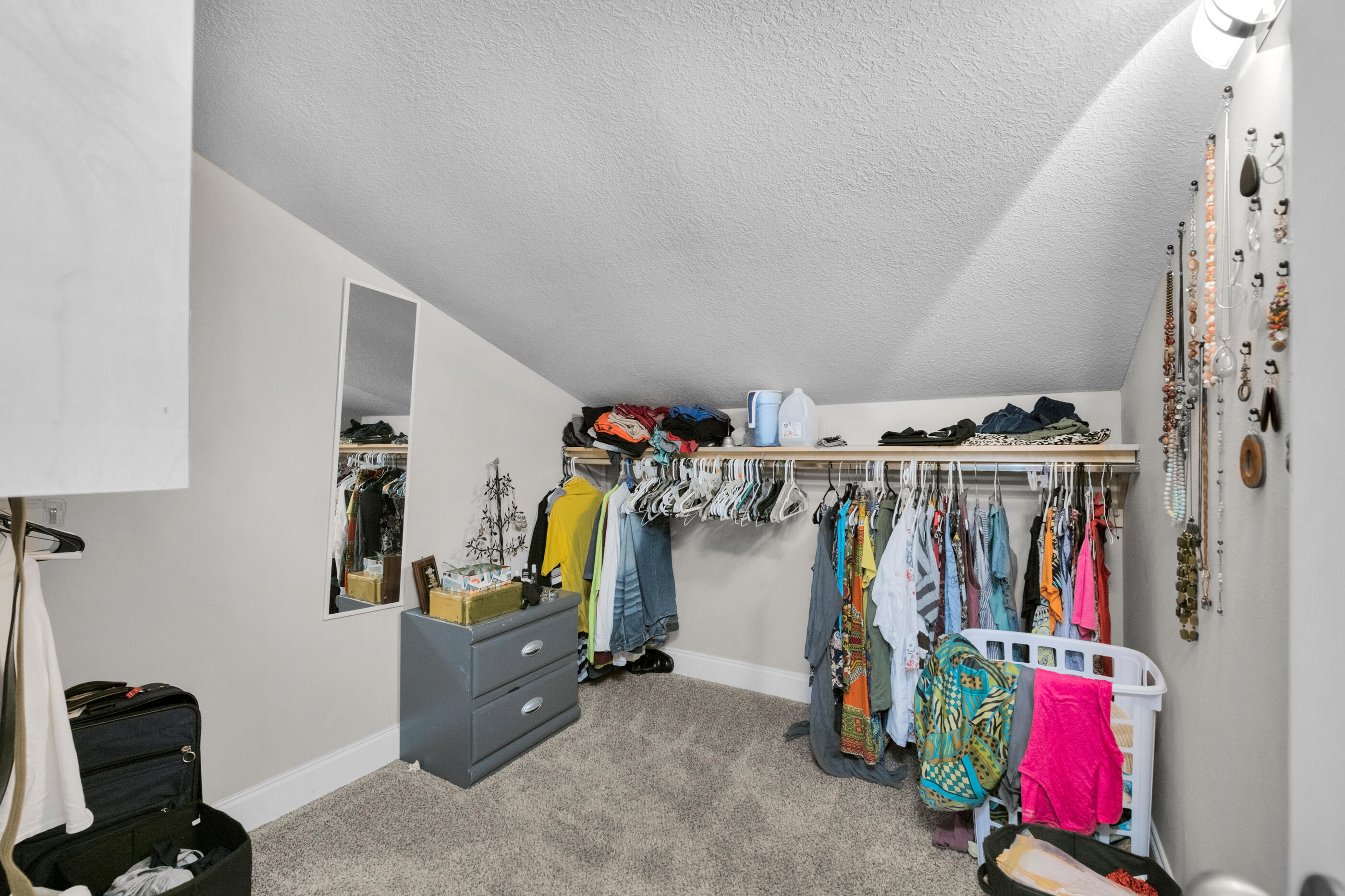 QUAIL MEADOWS - Residential