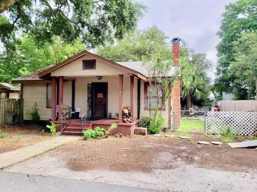 INVESTOR SPECIAL!!! Zoned Mixed Use (MX-1), Table of Permissible Uses attached. 2 homes located on 1 lot. First one is 2 bedrooms, 1 bath with 858 square feet. Second home is 1 bath, 1 bedroom with 400 square feet. There are also several large sheds on the property. Property is Vacant and owners are working on cleaning up the property. Do not go on the property without an appointment or permission.
Adjacent Lot (107 Bass Ave, Lot 9, Sassers Plumbing, Parcel ID: 13-2S-24-1050-000D-0090) is also listed and can be bought together.