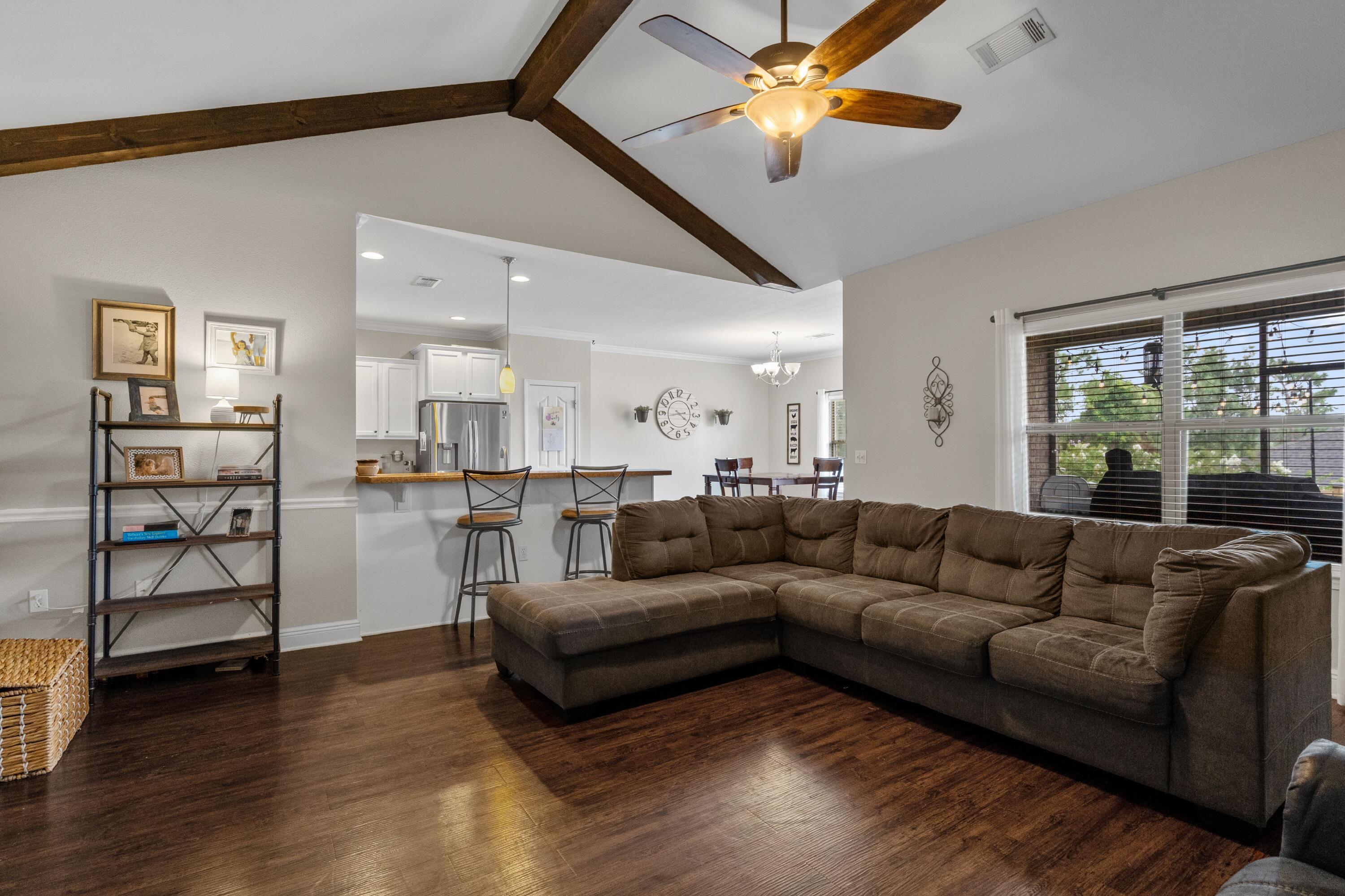 ROLLING RIDGE S/D - Residential Lease