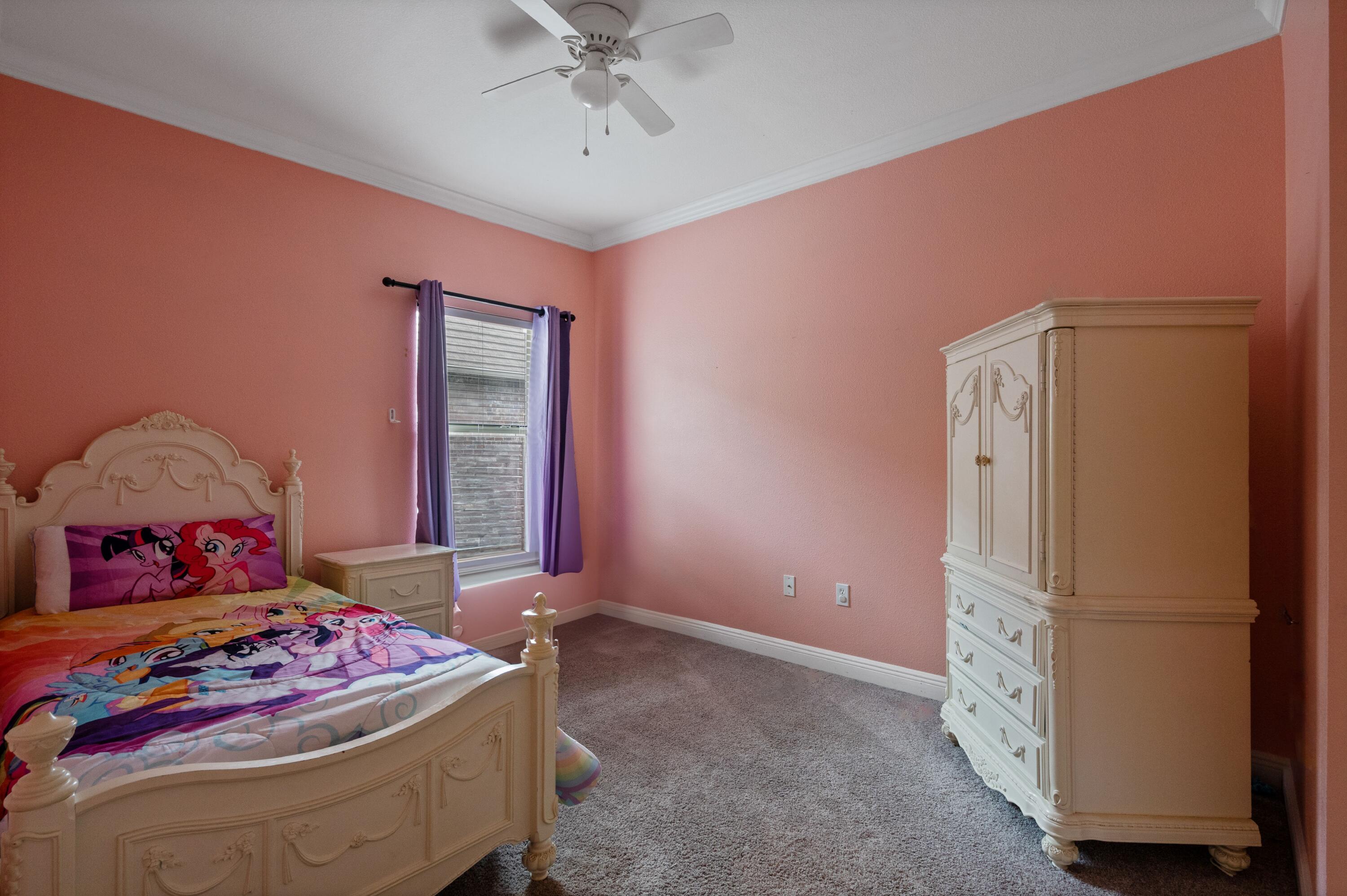 ROLLING RIDGE S/D - Residential Lease