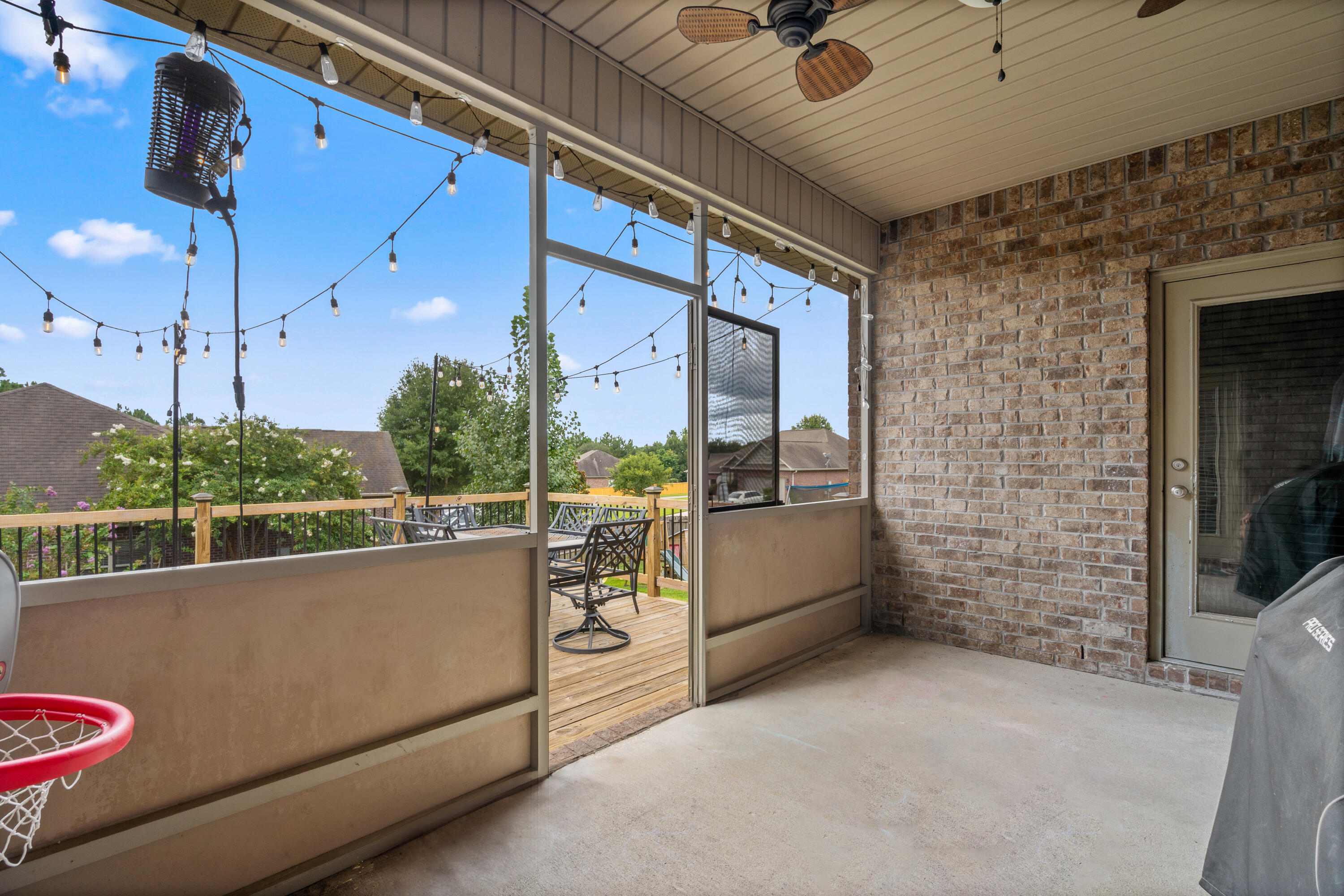 ROLLING RIDGE S/D - Residential Lease