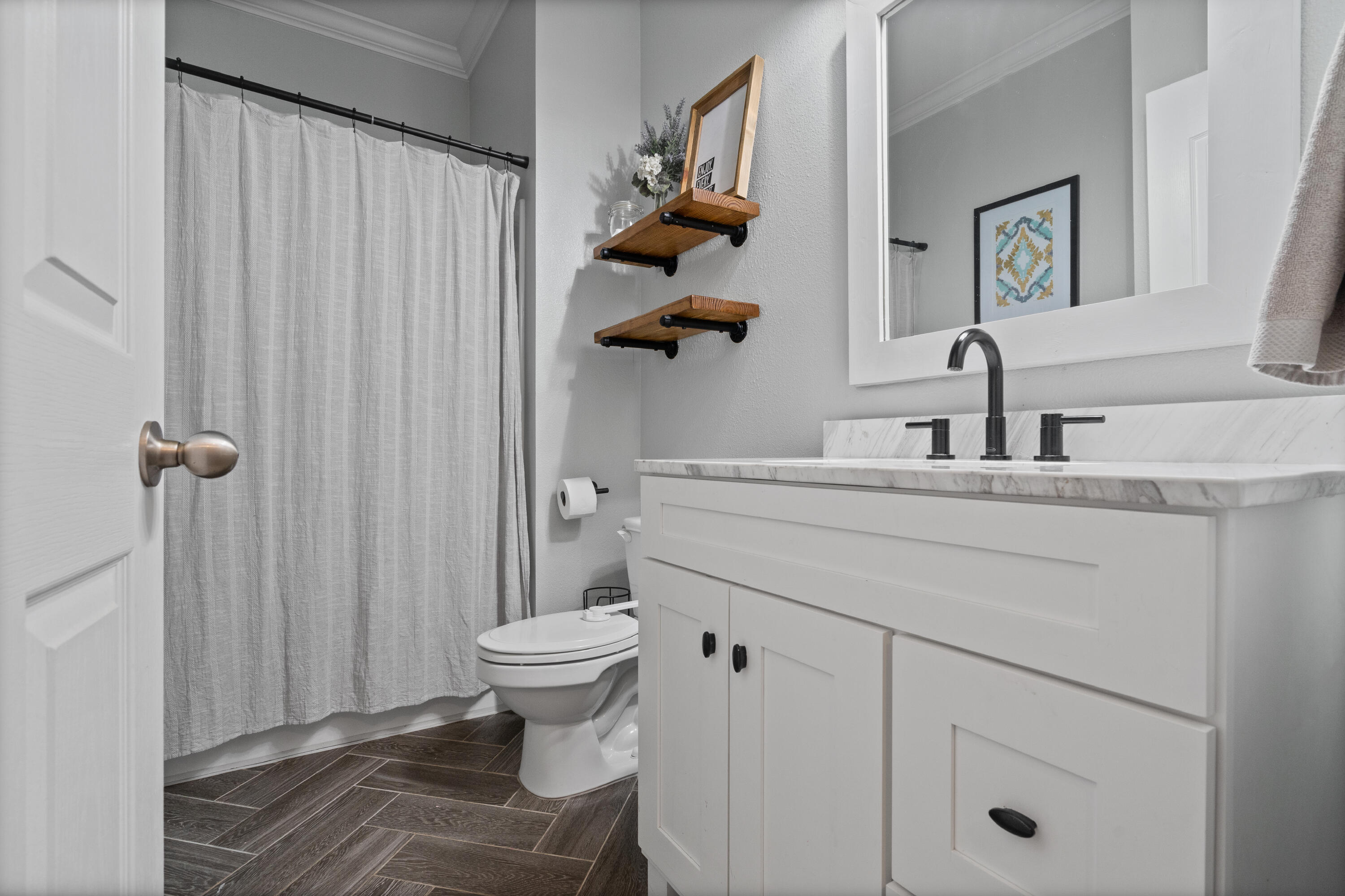 ROLLING RIDGE S/D - Residential Lease