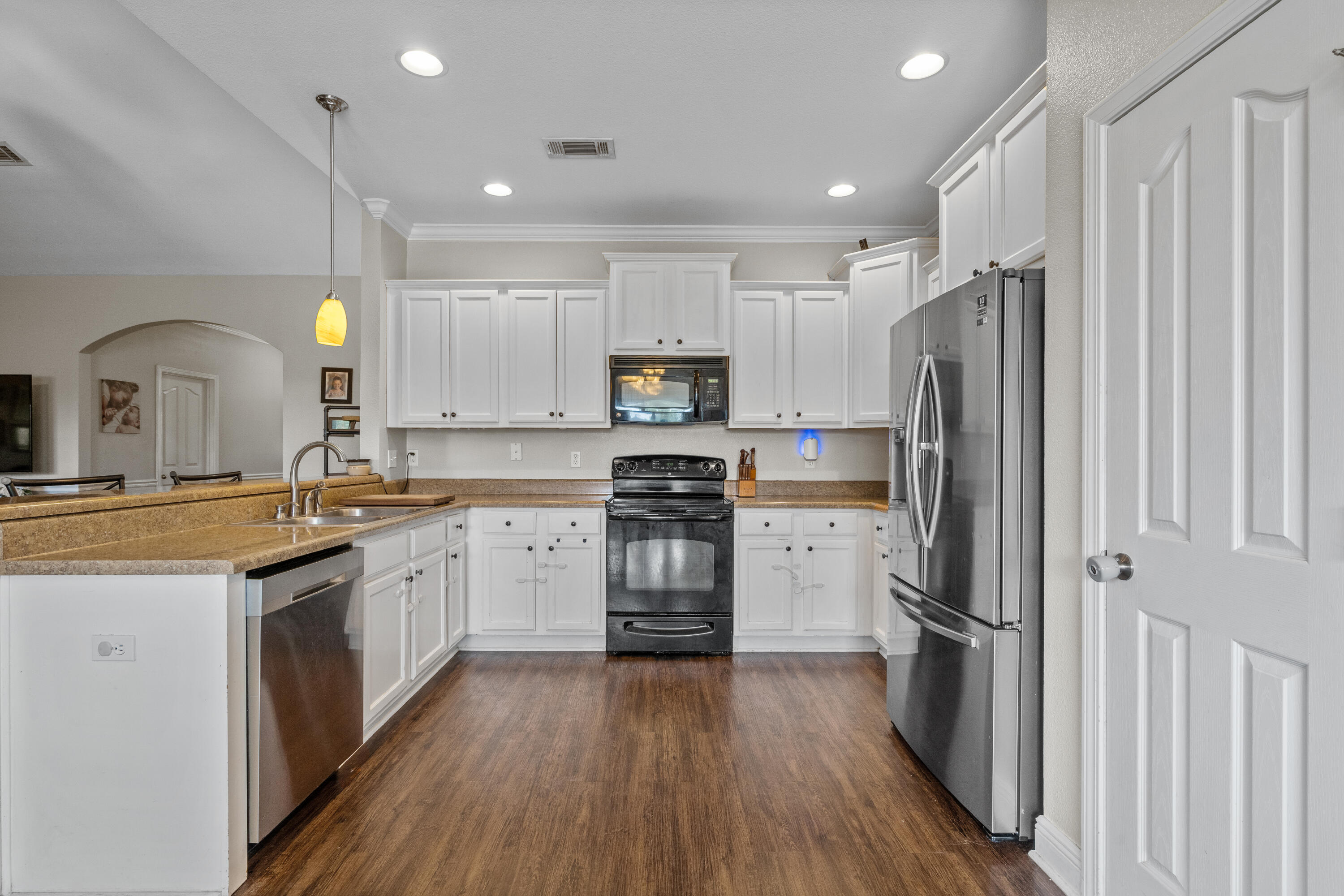ROLLING RIDGE S/D - Residential Lease