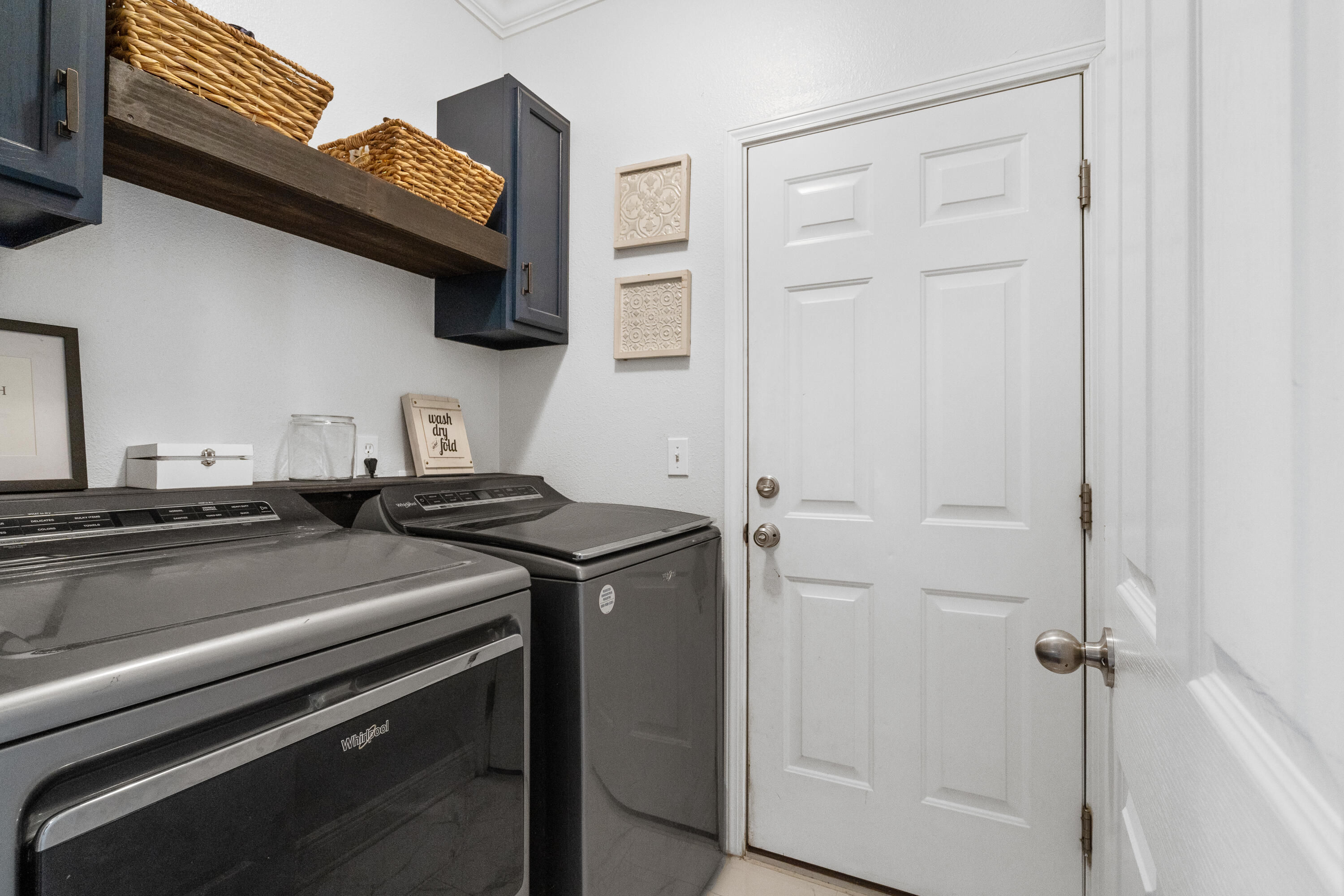 ROLLING RIDGE S/D - Residential Lease