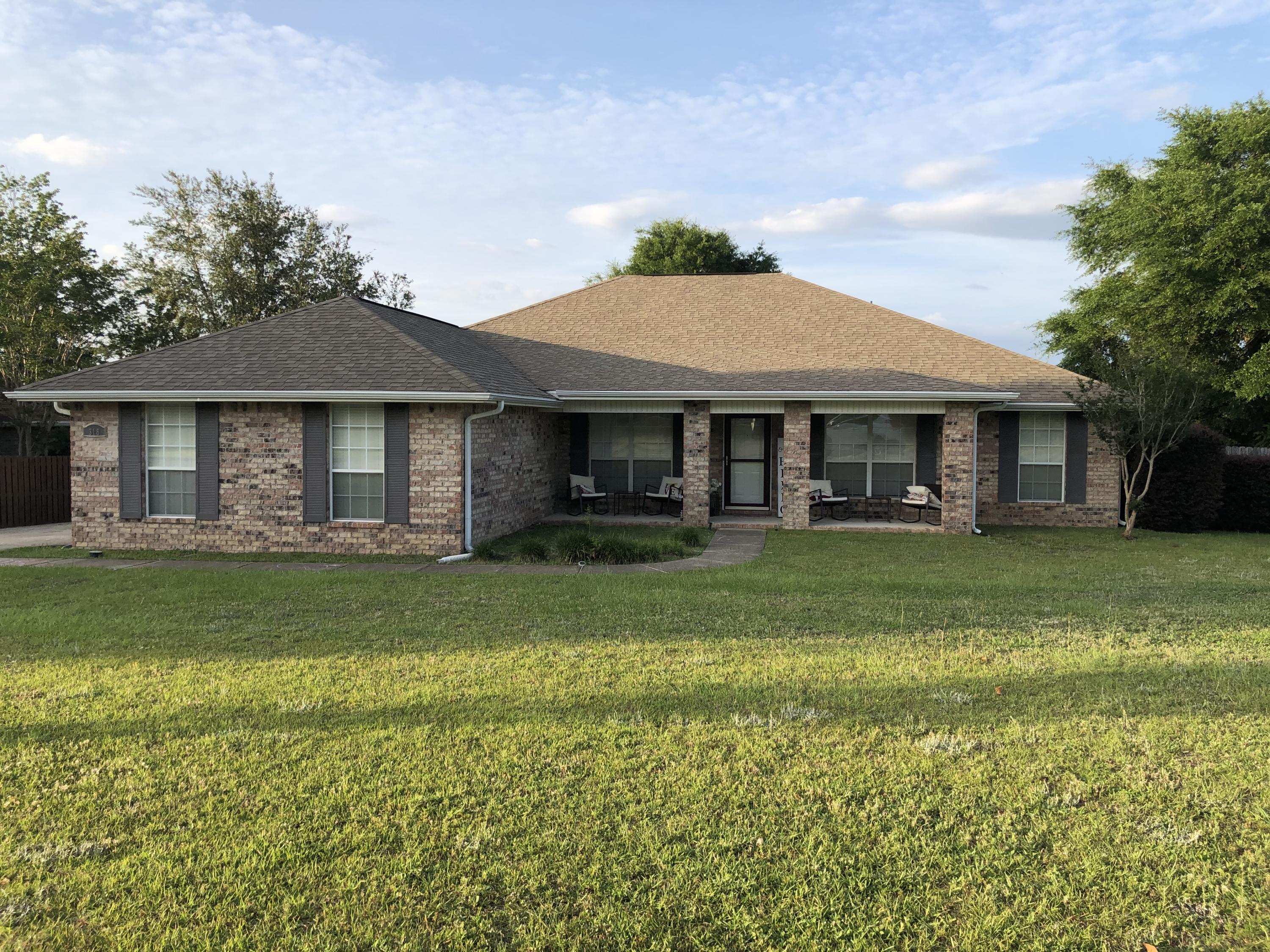 ALICIA PLACE - Residential