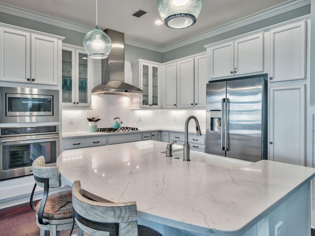 NATUREWALK AT SEAGROVE - Residential