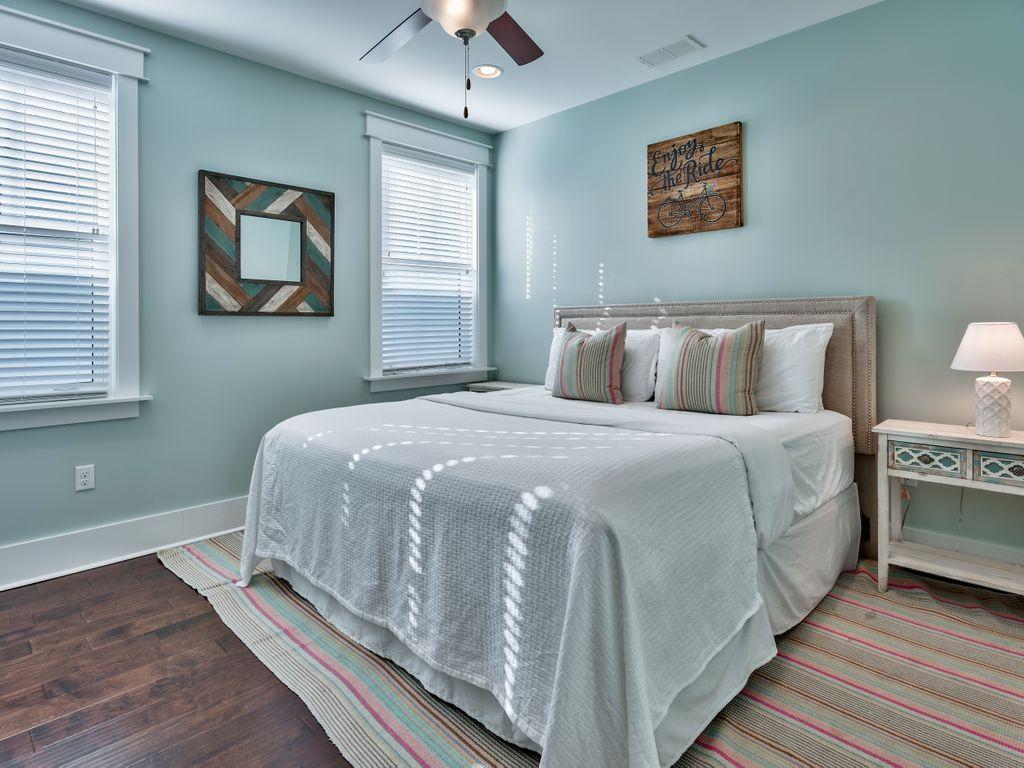 NATUREWALK AT SEAGROVE - Residential