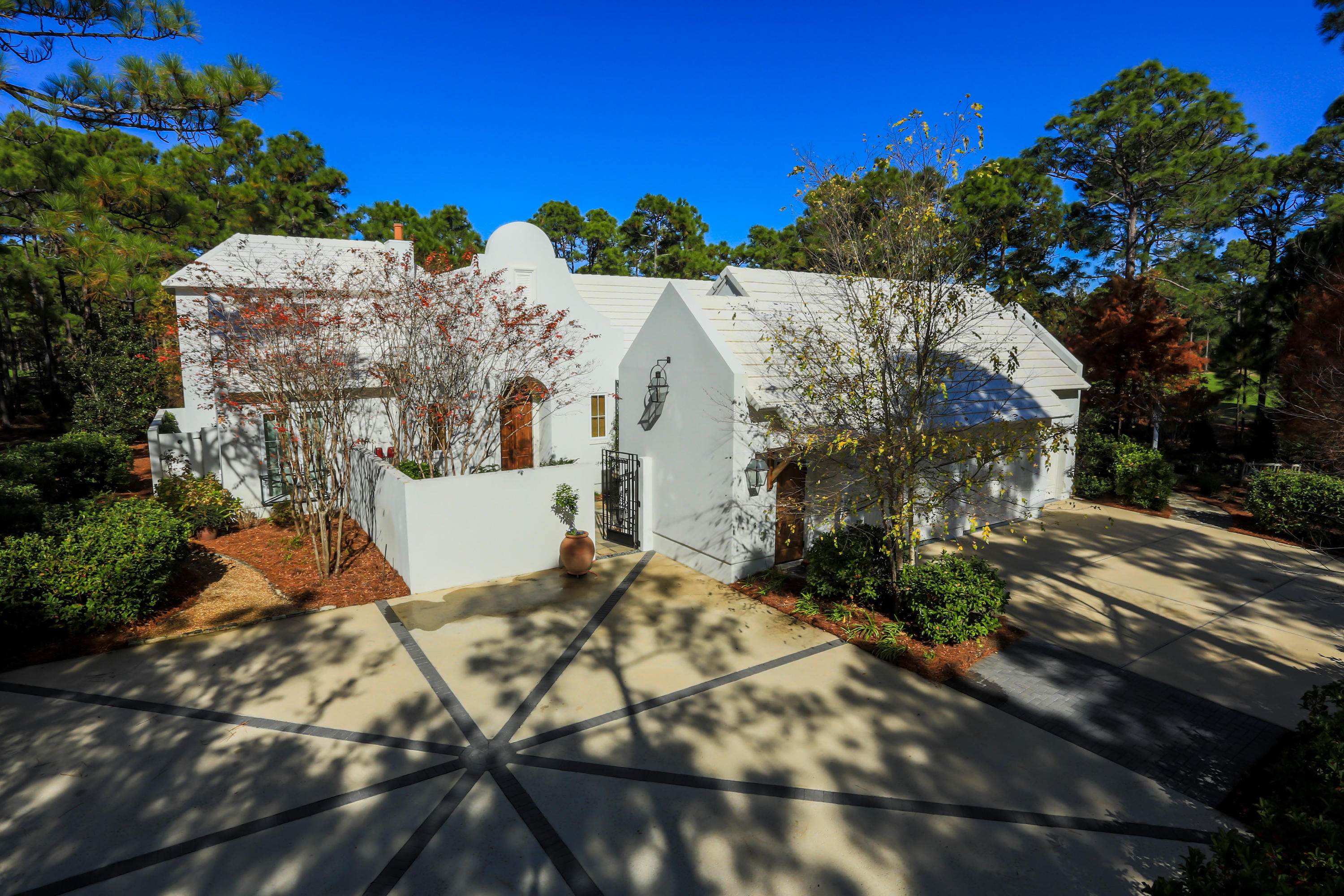 BURNT PINE - Residential