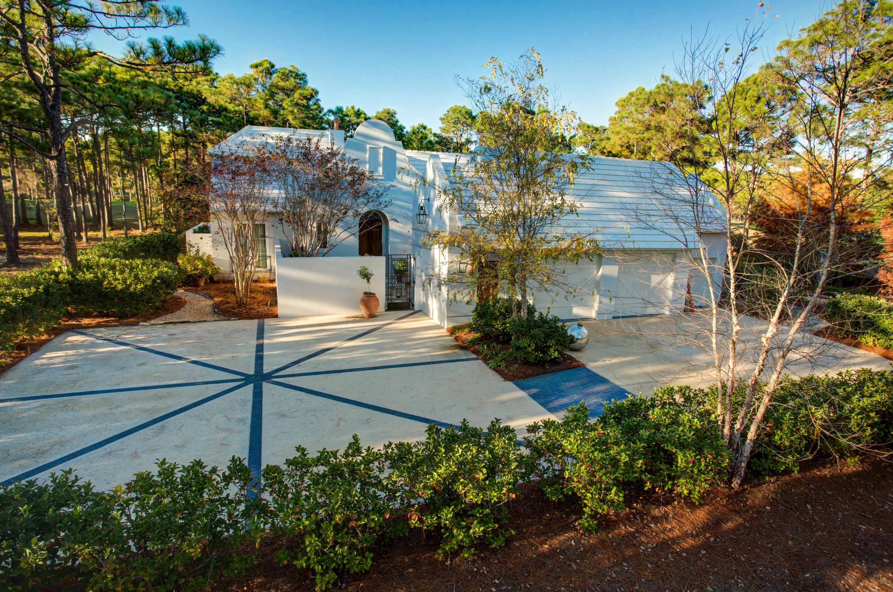 BURNT PINE - Residential