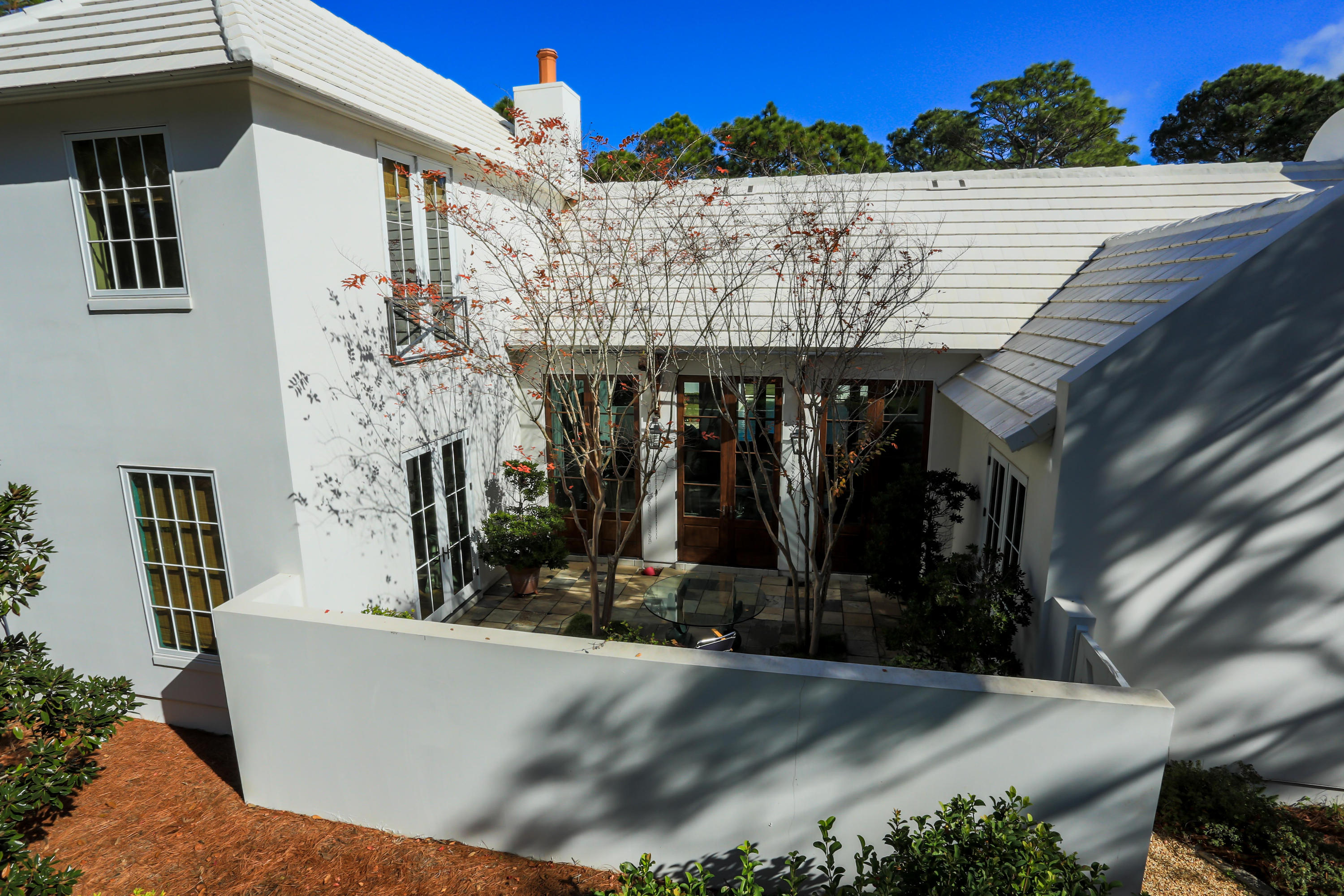 BURNT PINE - Residential