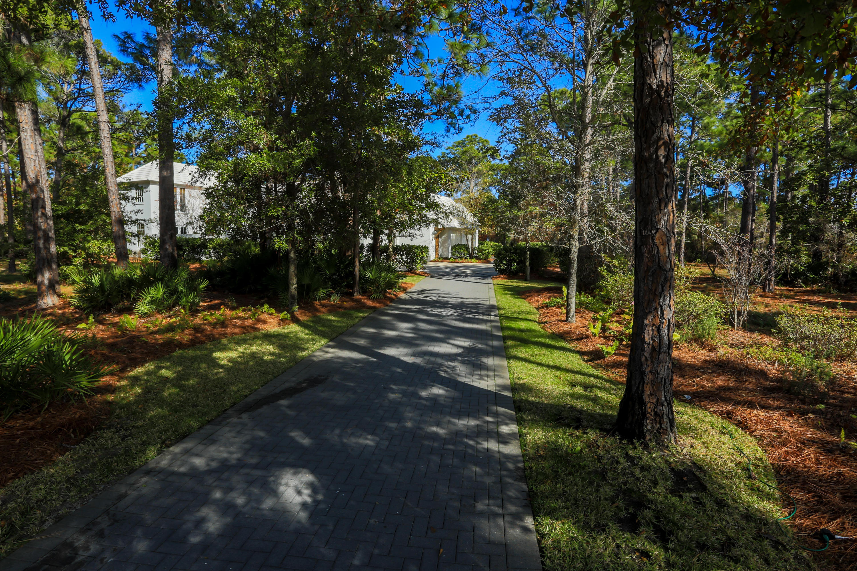 BURNT PINE - Residential