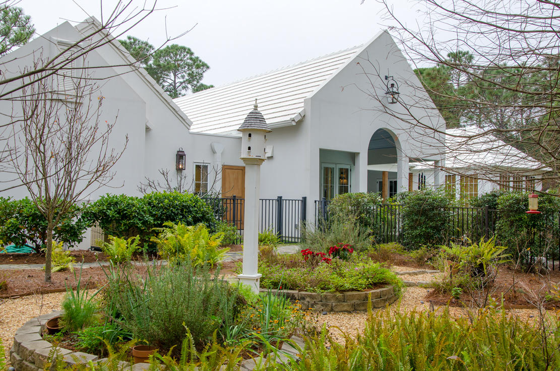 BURNT PINE - Residential